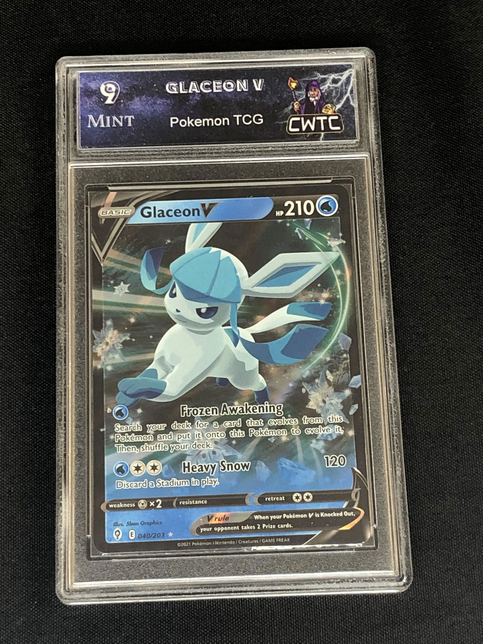 Glaceon V Graded CWTC 9 (1 of 1)