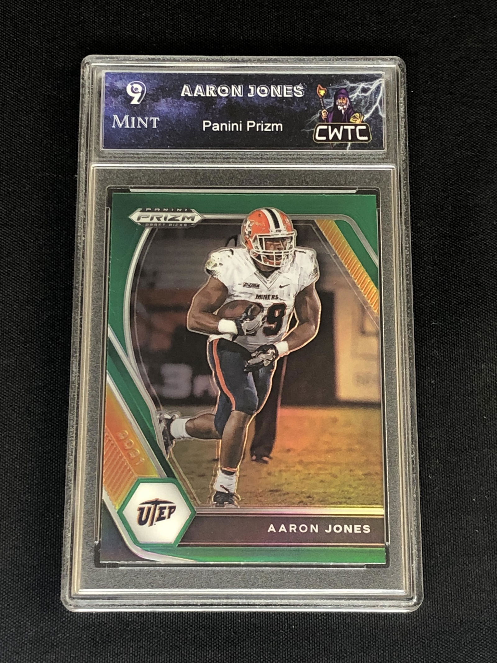 Aaron Jones Panini Prizm Green Graded CWTC 9 (1 of 1)
