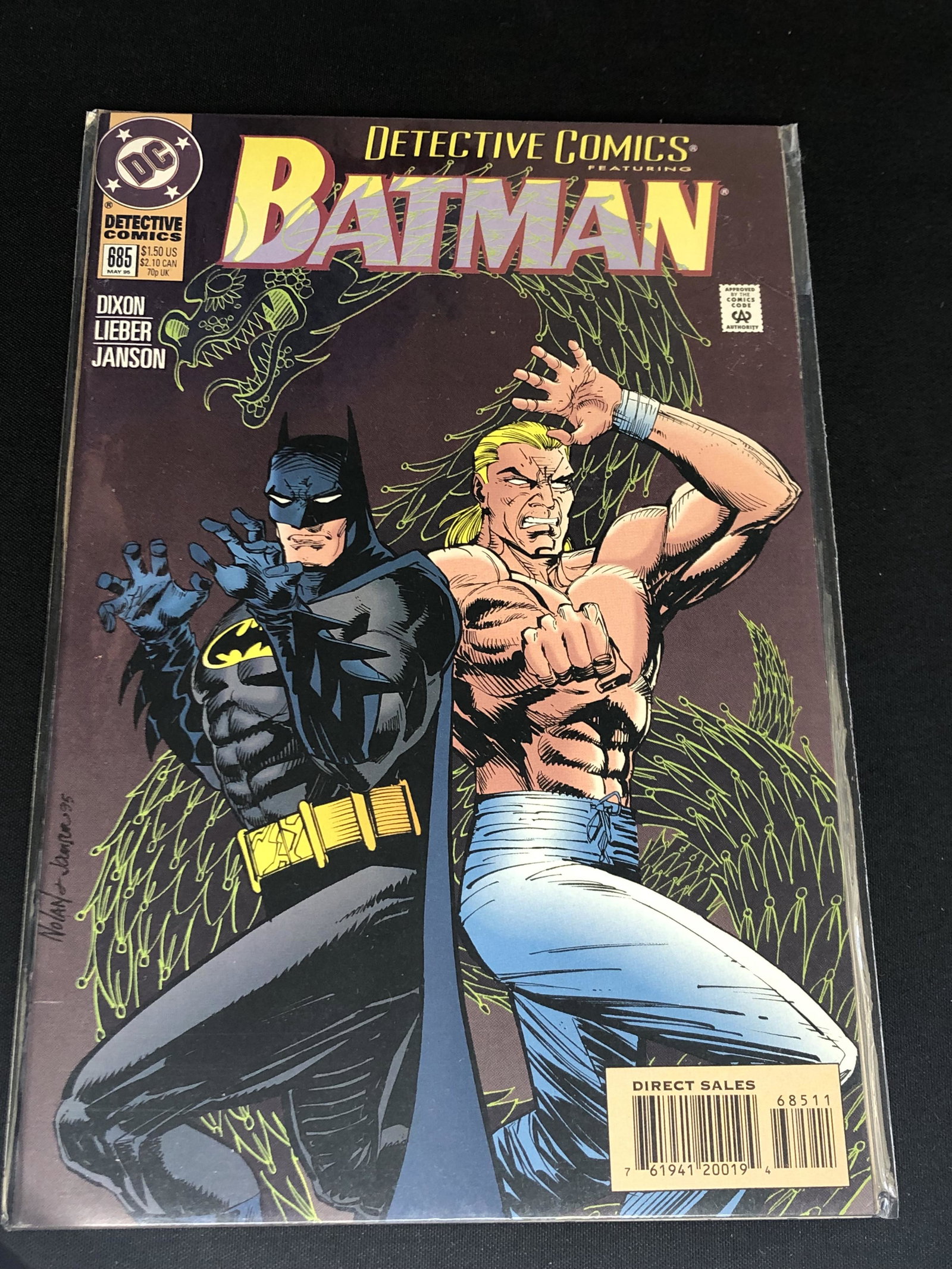 DC Batman Collectible Comic Book: DC Batman Collectible Comic Book