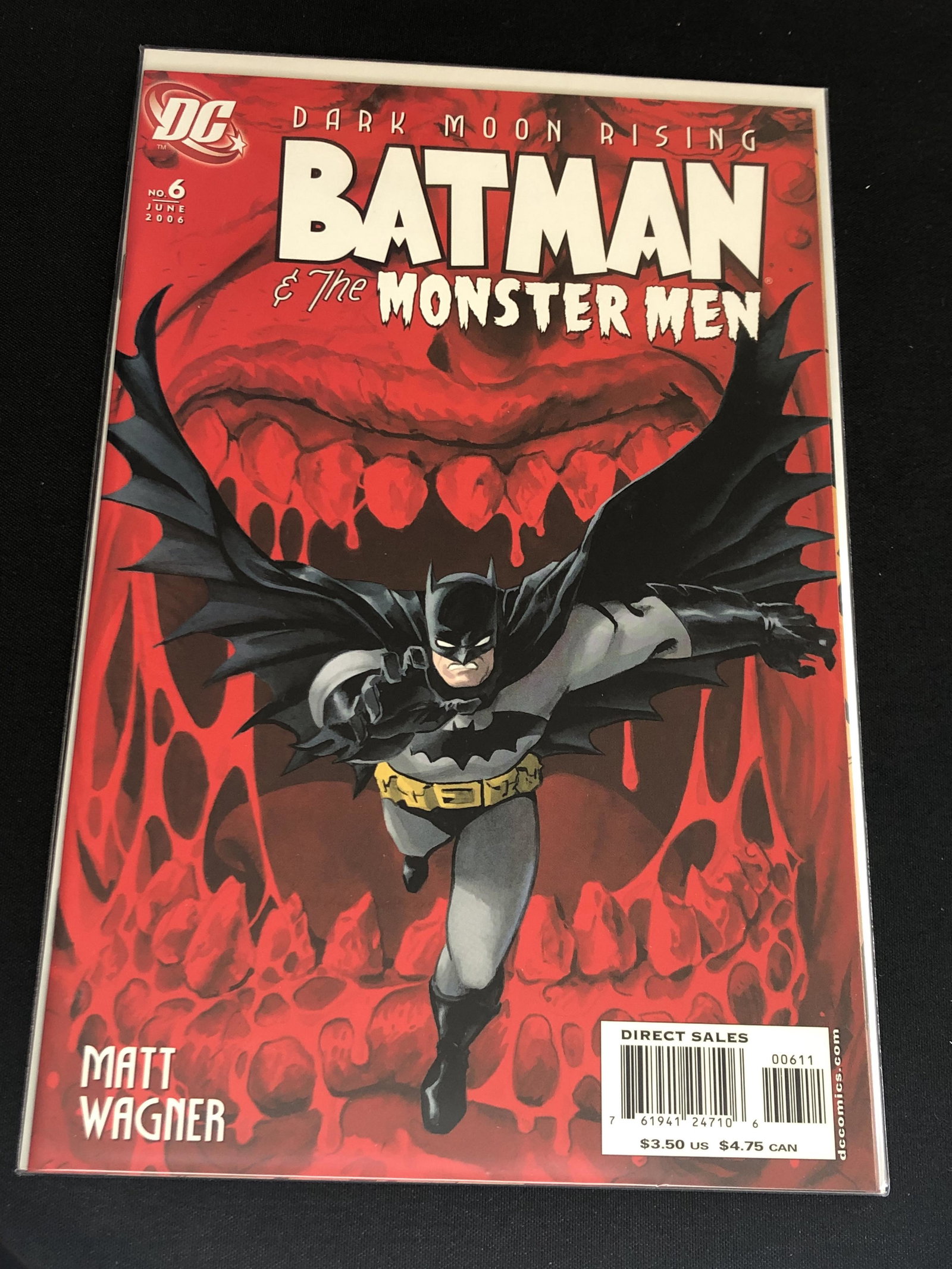 DC Batman Collectible Comic Book: DC Batman Collectible Comic Book