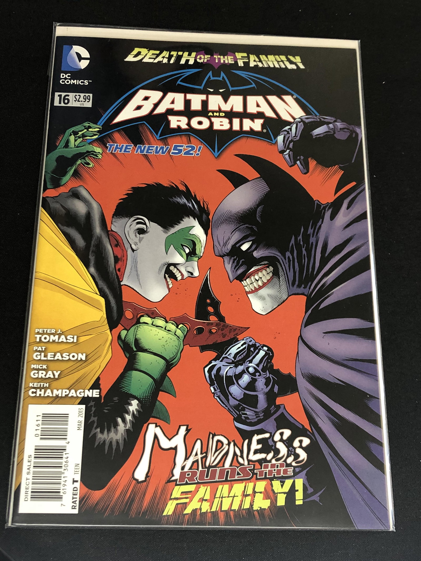DC Batman Collectible Comic Book: DC Batman Collectible Comic Book