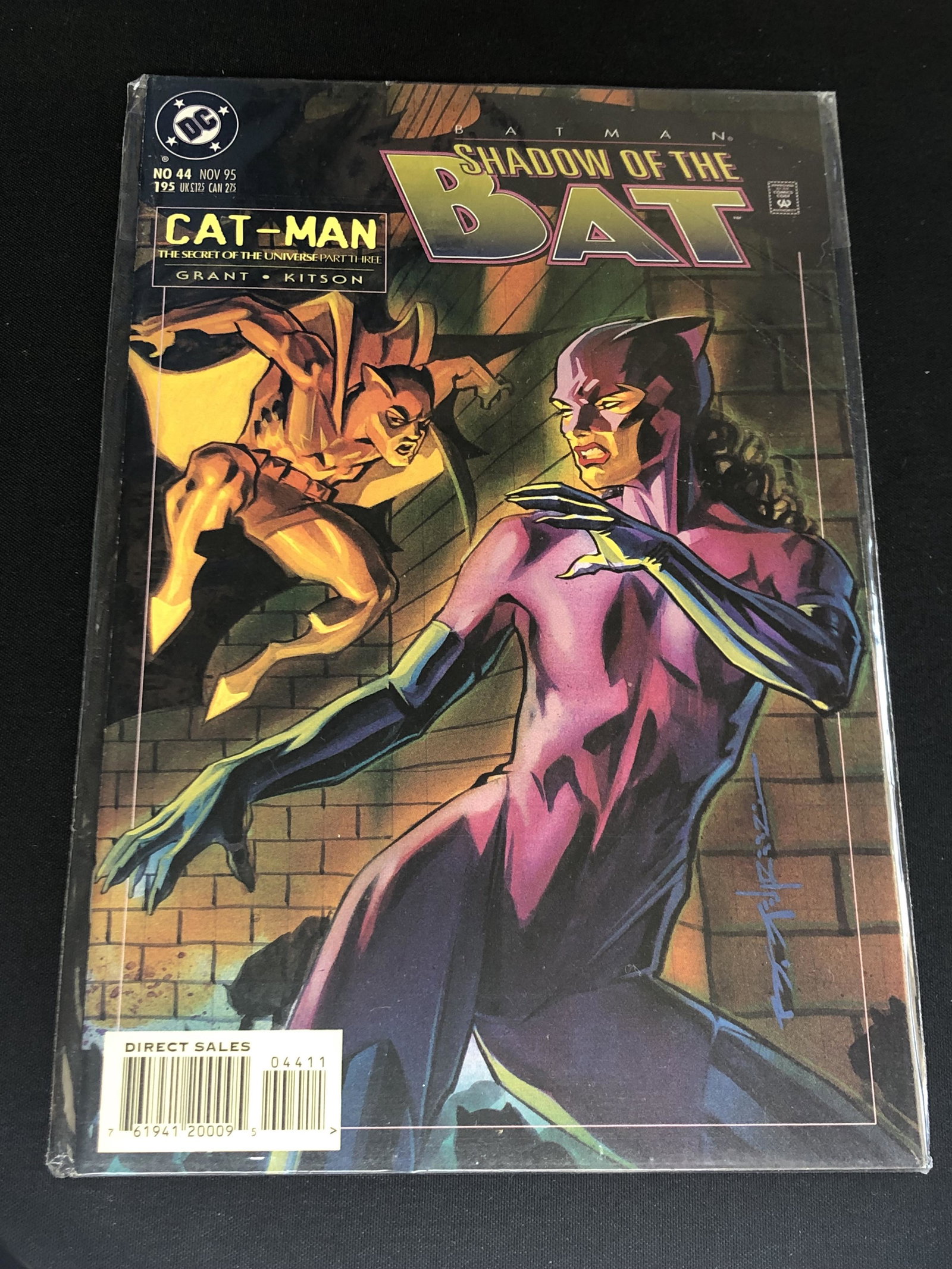 DC Batman Collectible Comic Book: DC Batman Collectible Comic Book