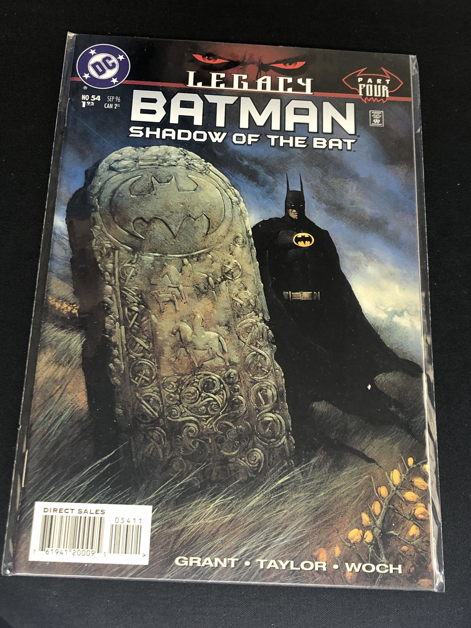 DC Batman Collectible Comic Book: DC Batman Collectible Comic Book