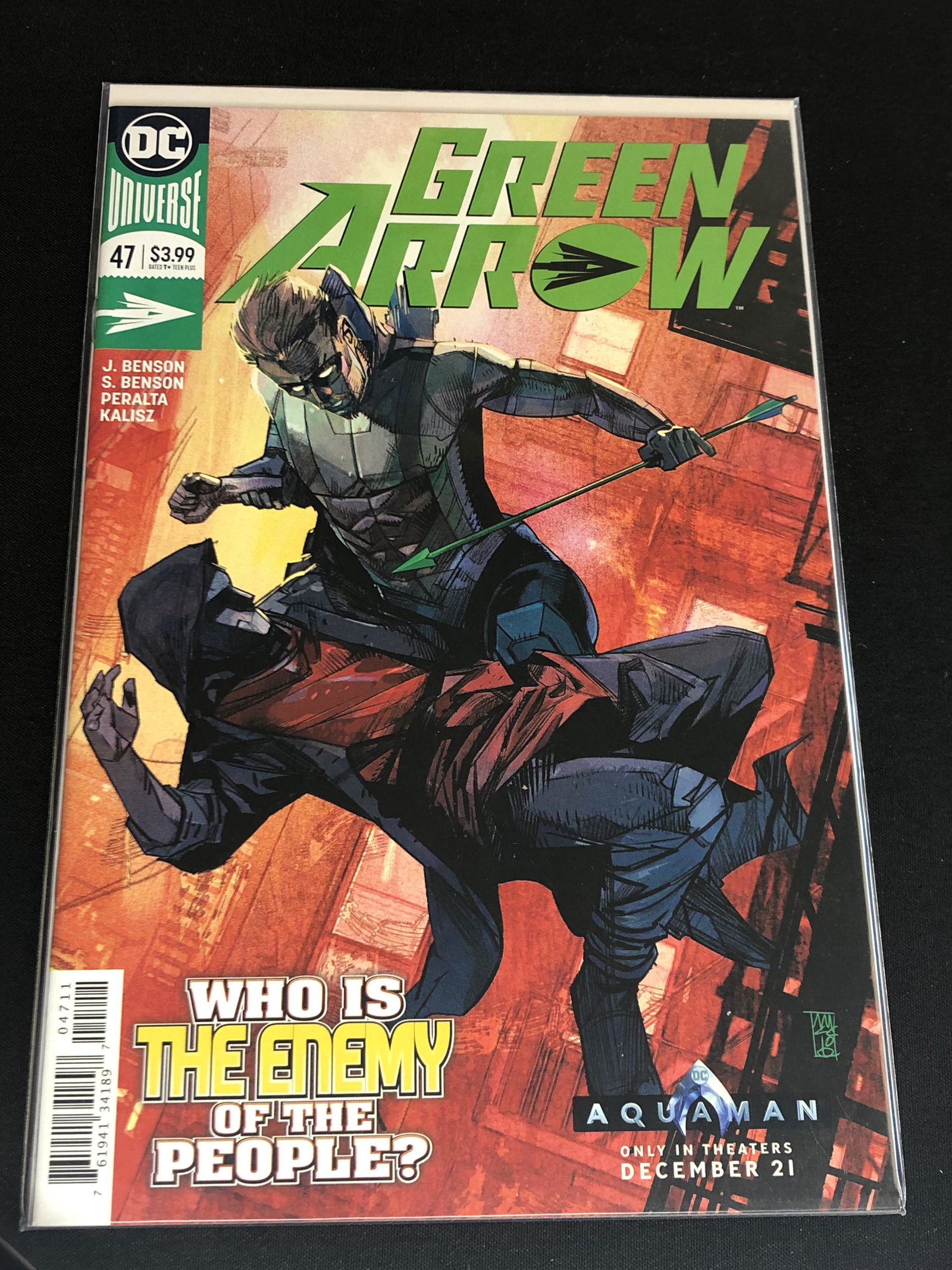 DC Green Arrow Collectible Comic Book (1 of 1)