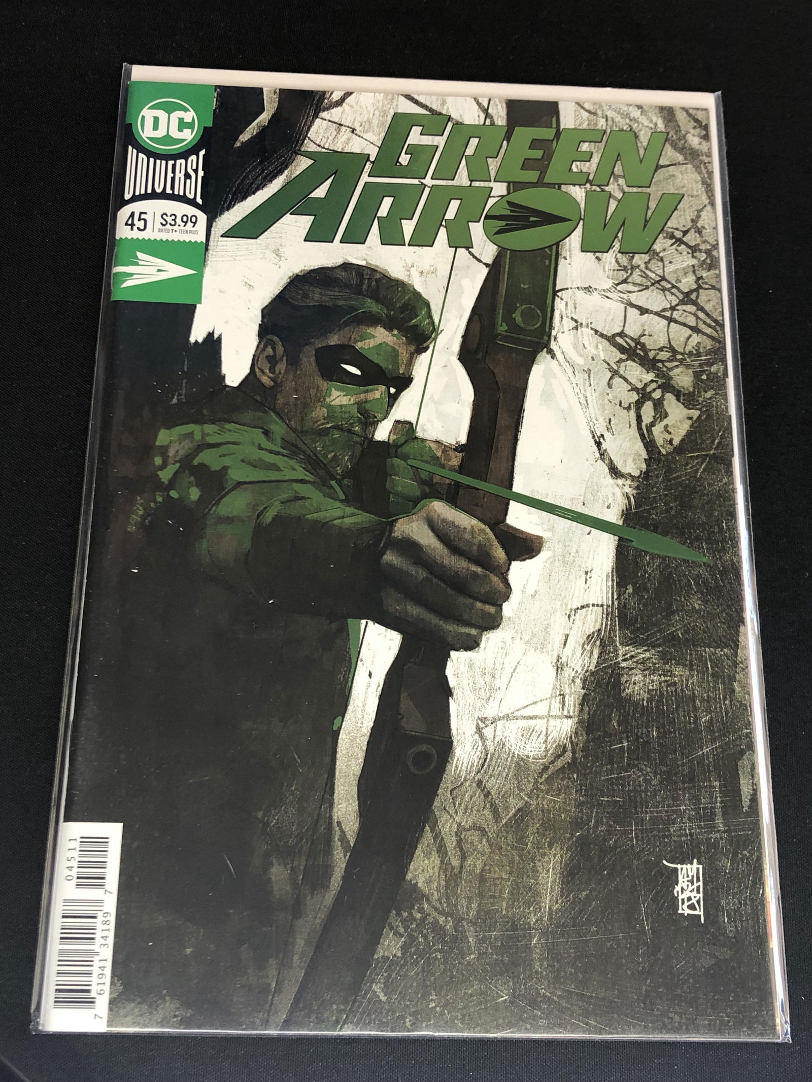 DC Green Arrow Collectible Comic Book (1 of 1)
