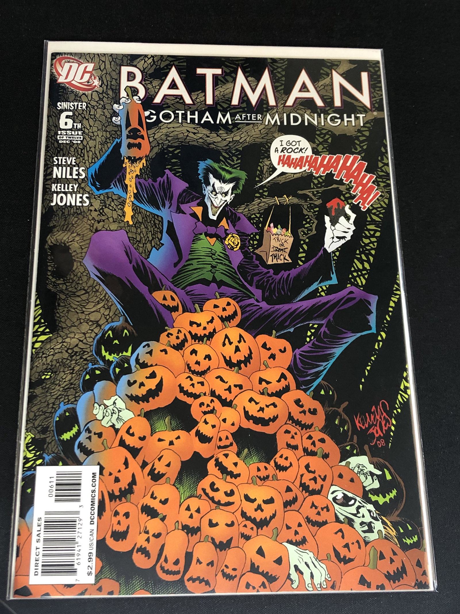 DC Batman Collectible Comic Book: DC Batman Collectible Comic Book
