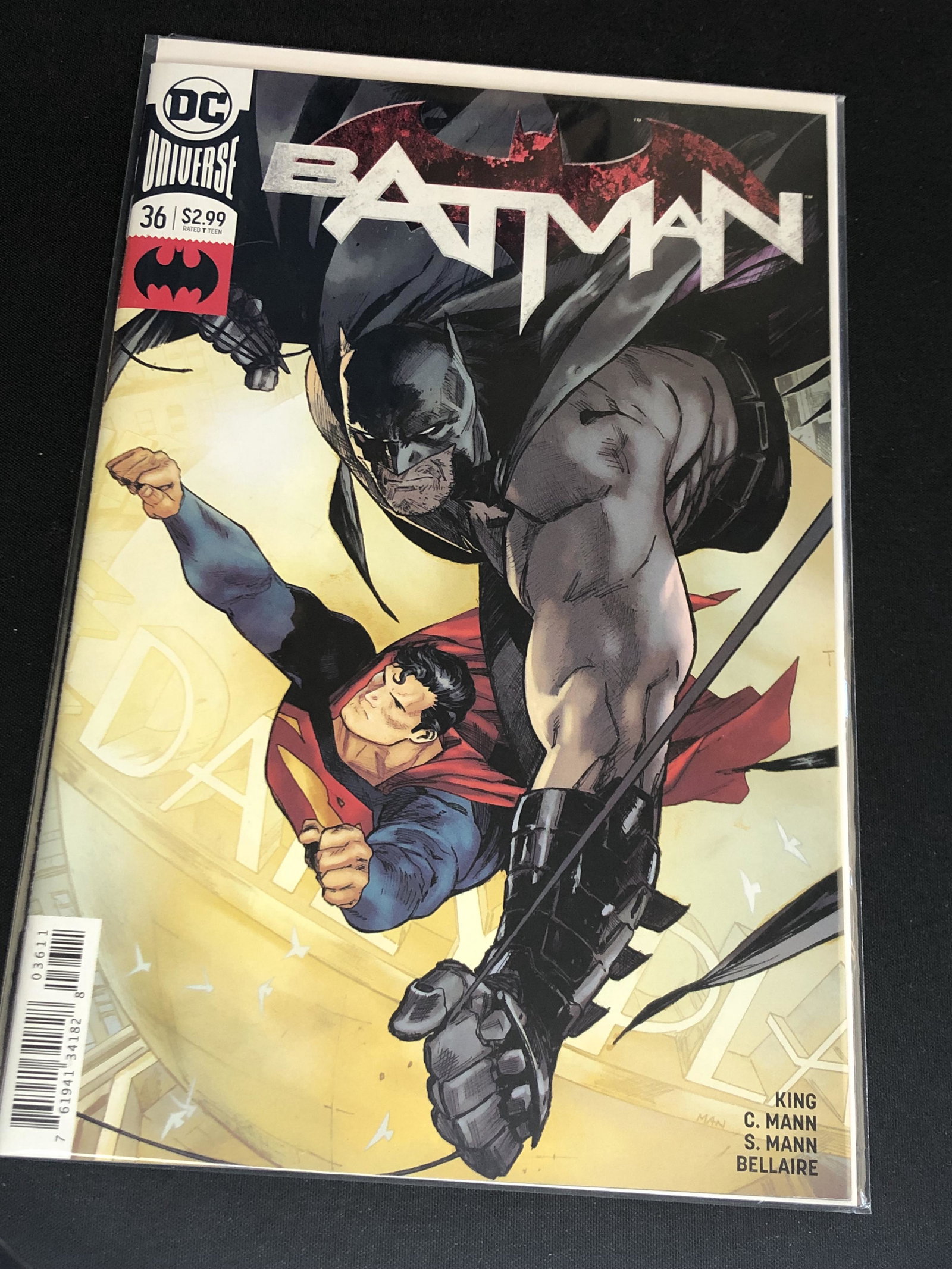 DC Batman Collectible Comic Book: DC Batman Collectible Comic Book