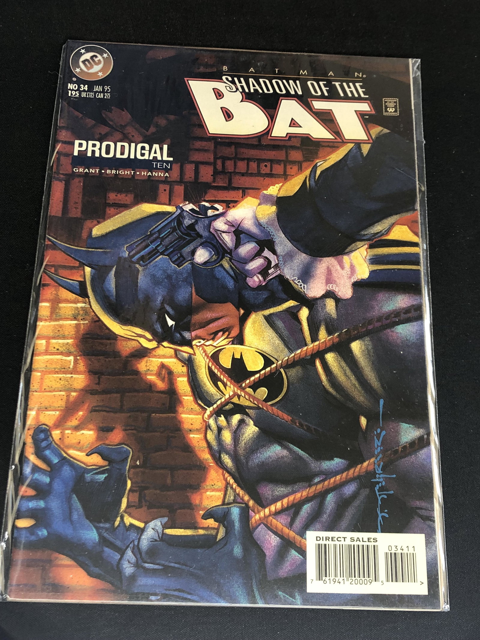 DC Batman Collectible Comic Book: DC Batman Collectible Comic Book