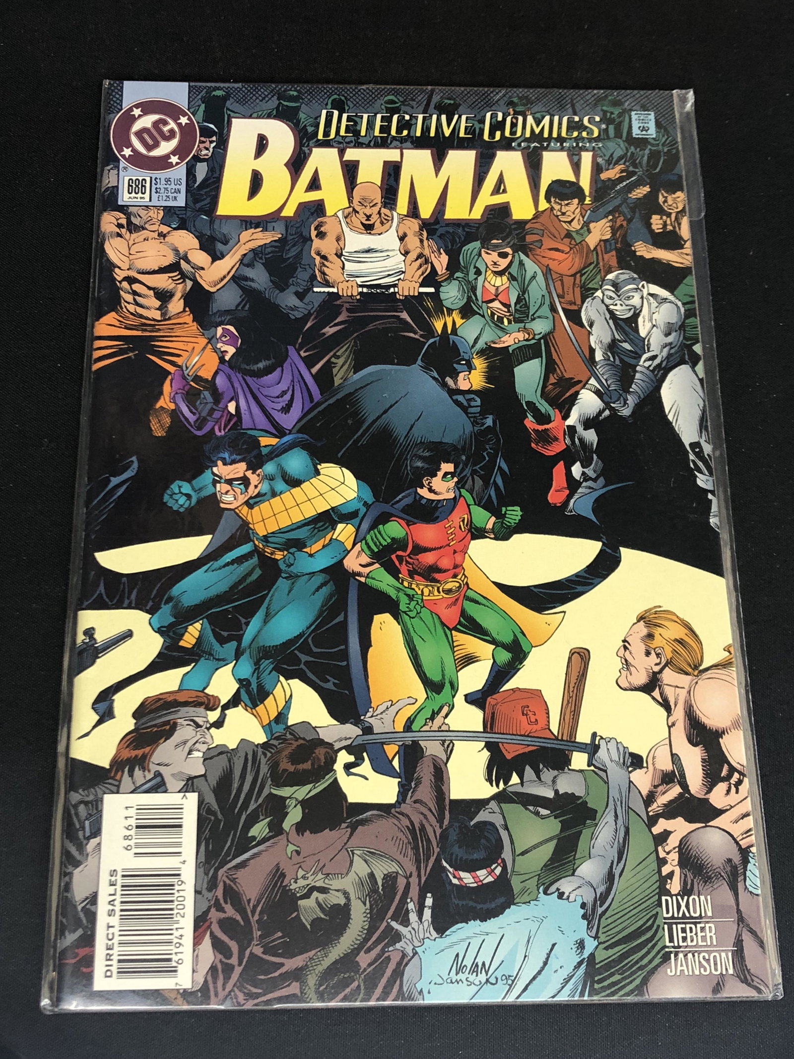 DC Batman Collectible Comic Book: DC Batman Collectible Comic Book