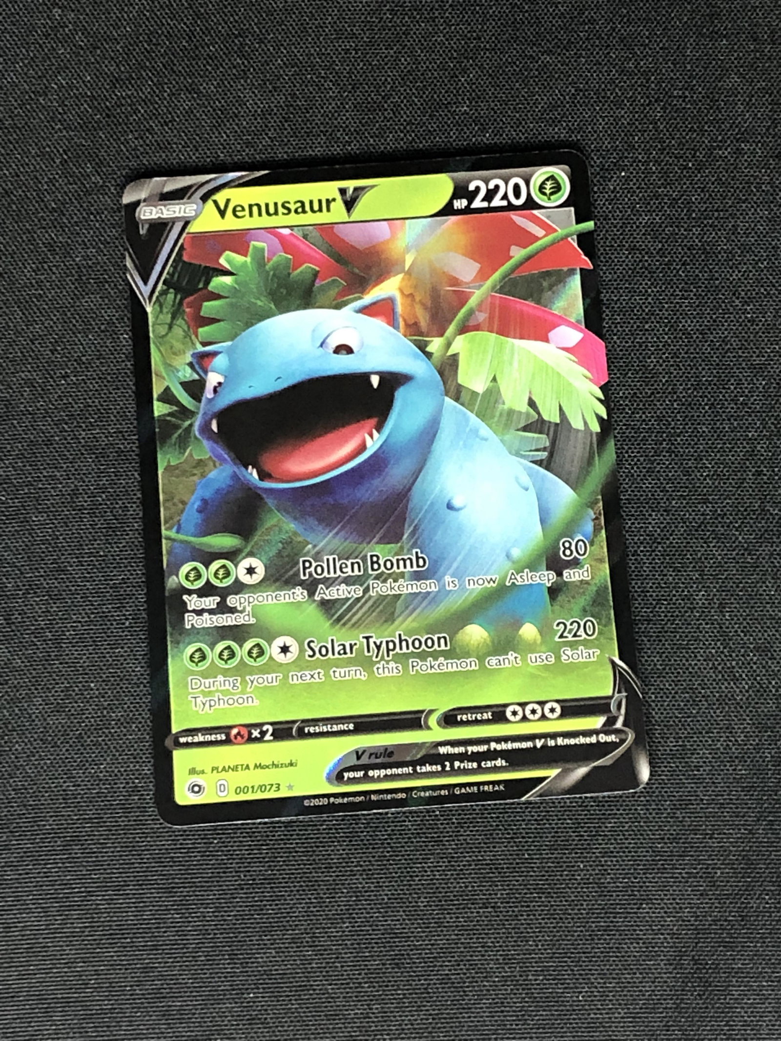 Venusaur V Pokemon Card (1 of 1)