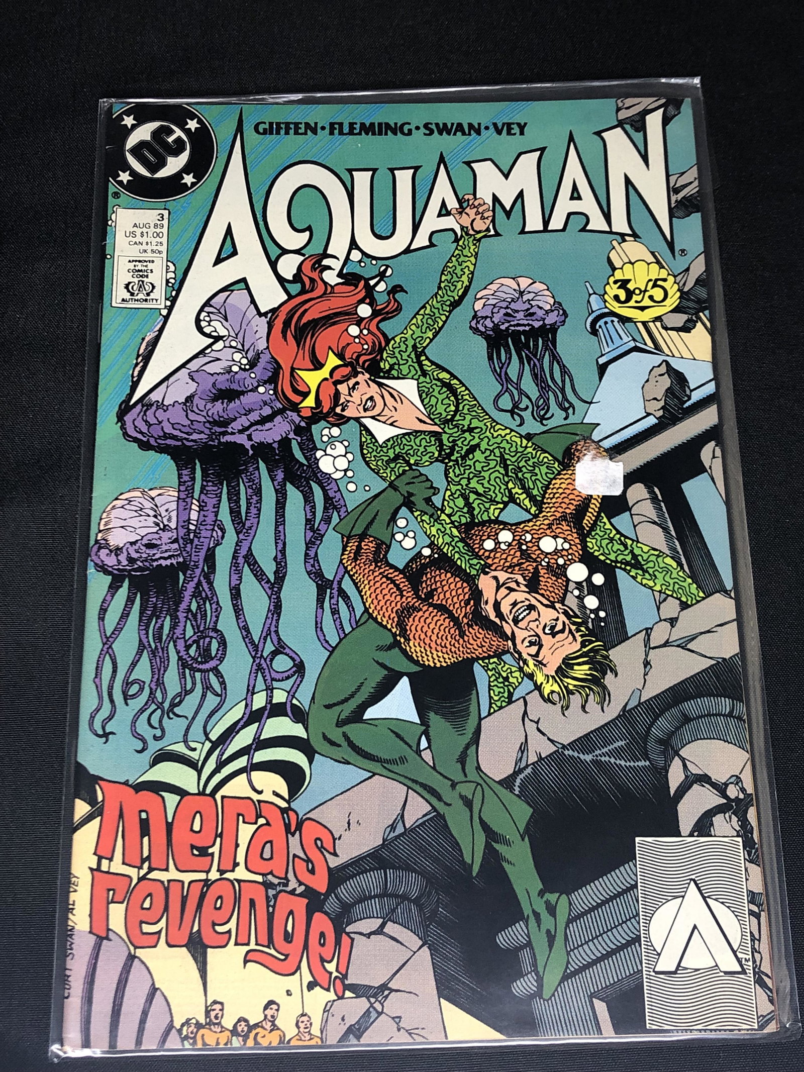 DC Aquaman collectible Comic Book (1 of 1)