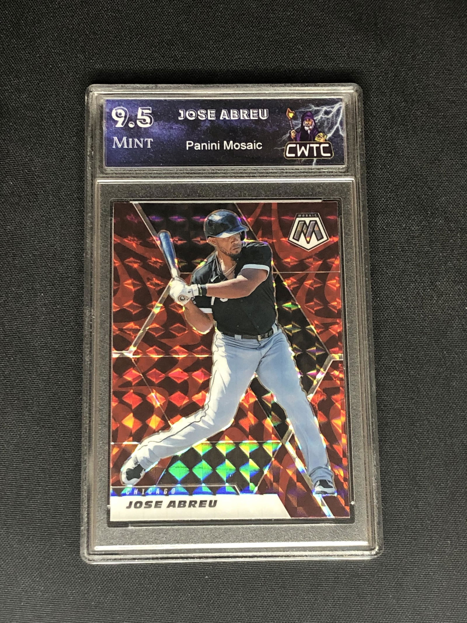 Jose Abreu Panini Mosaic Reactive Red Prizm Graded CWTC 9.5 (1 of 1)