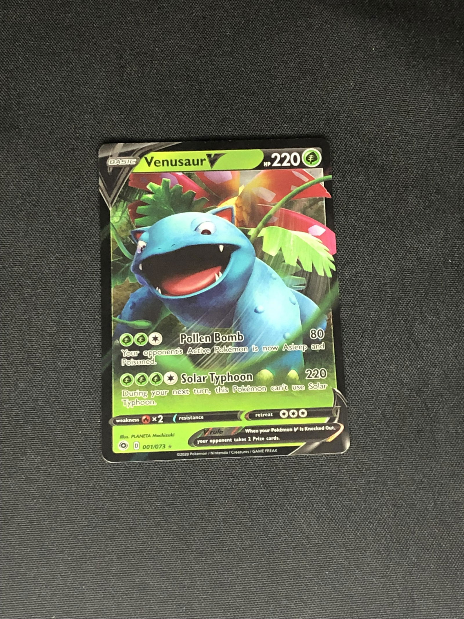 Venusaur V Pokemon Card (1 of 1)