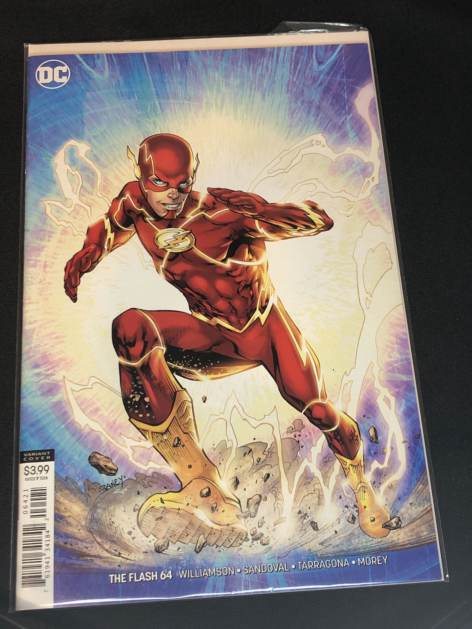 DC The Flash Collectible Comic Book (1 of 1)