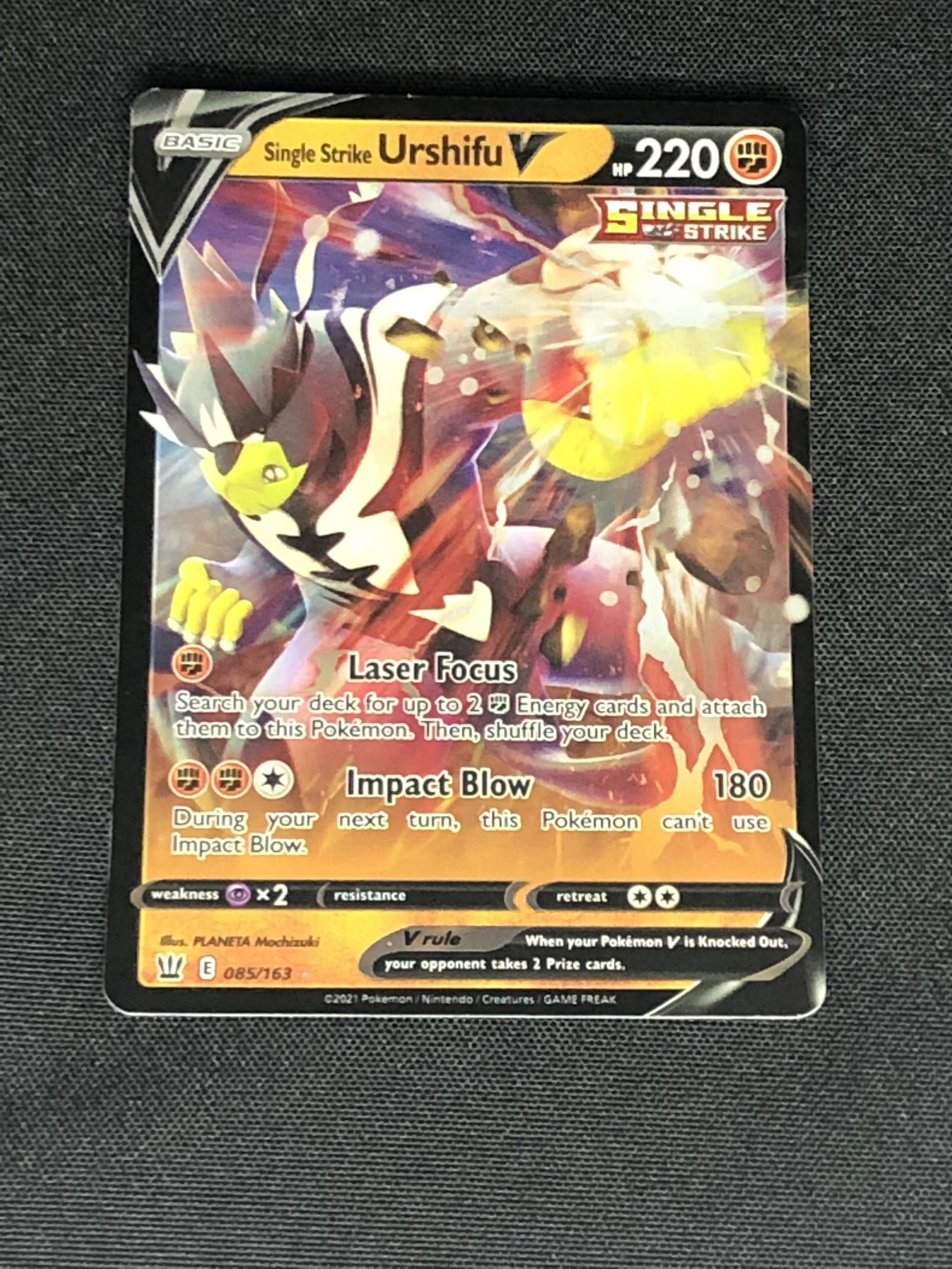 Single Strike Urshifu Pokemon Card (1 of 1)