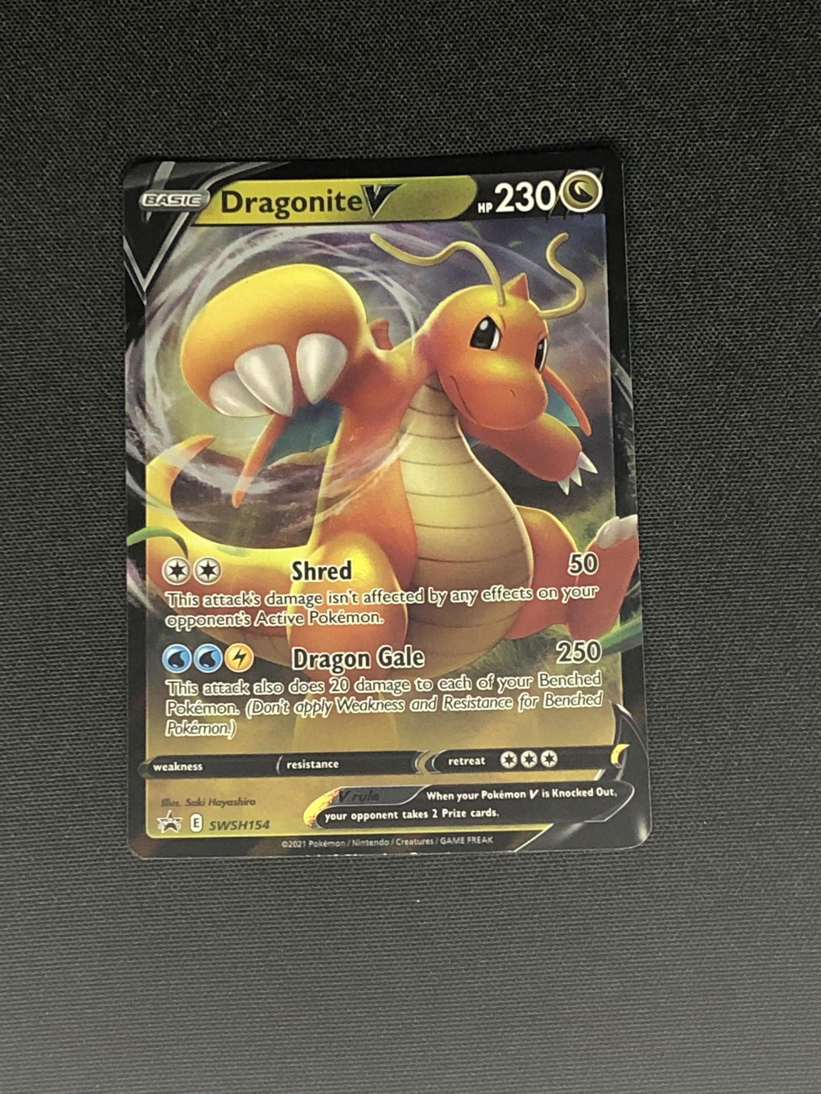 Dragonite V Pokemon Card (1 of 1)