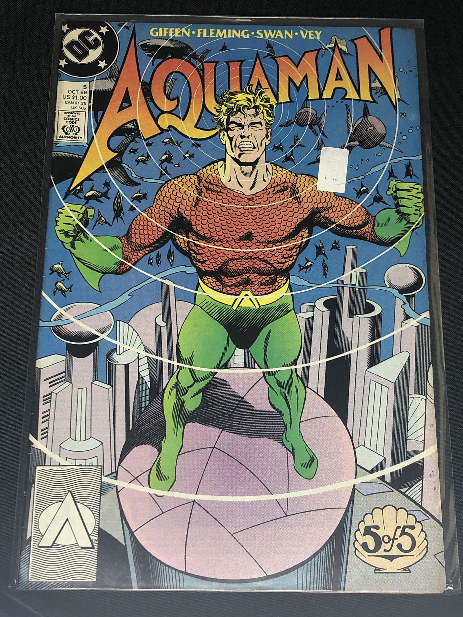 DC Aquaman Collectible Comic Book (1 of 1)