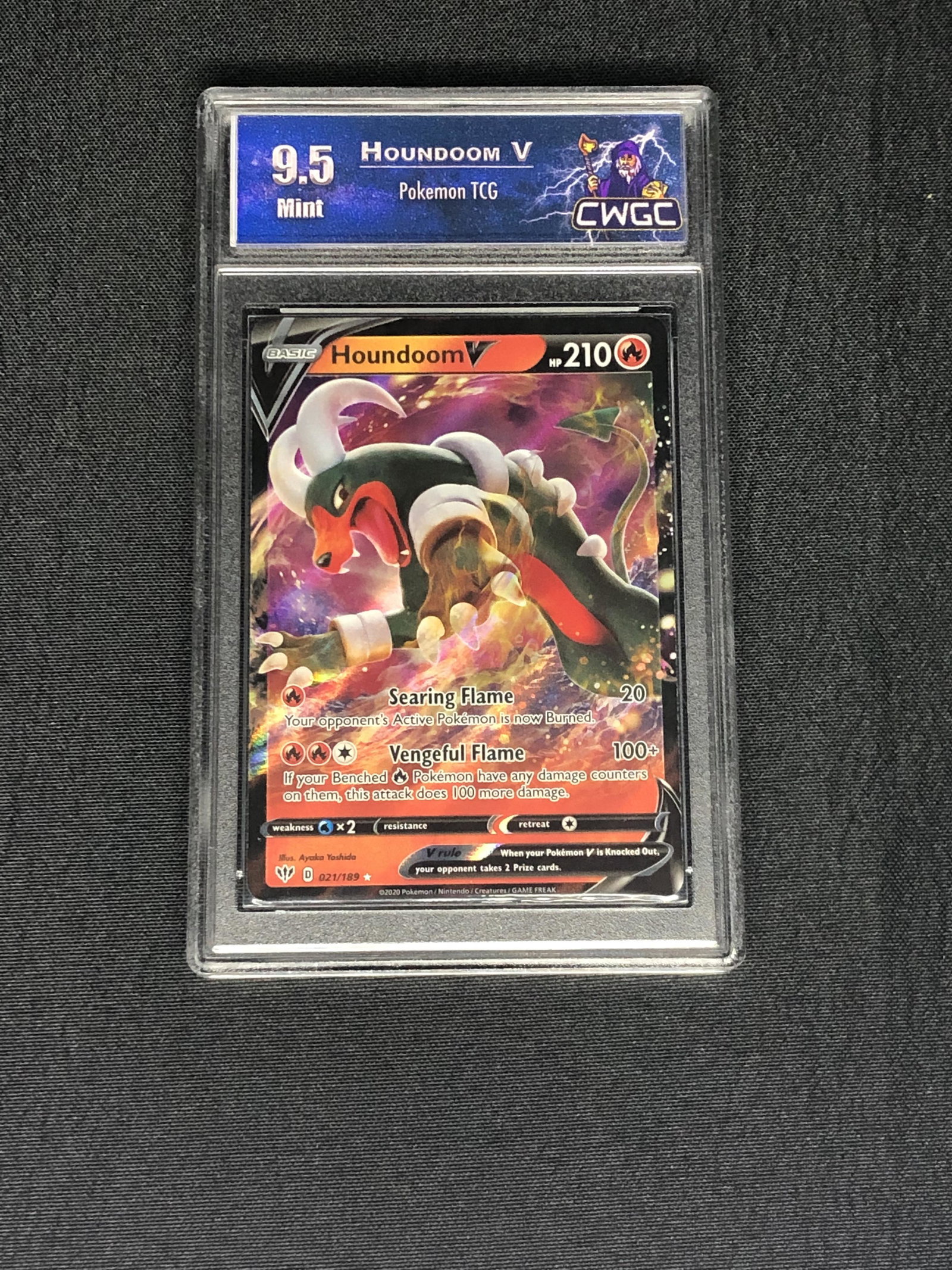 Houndoom V Graded CWGC 9.5 (1 of 1)