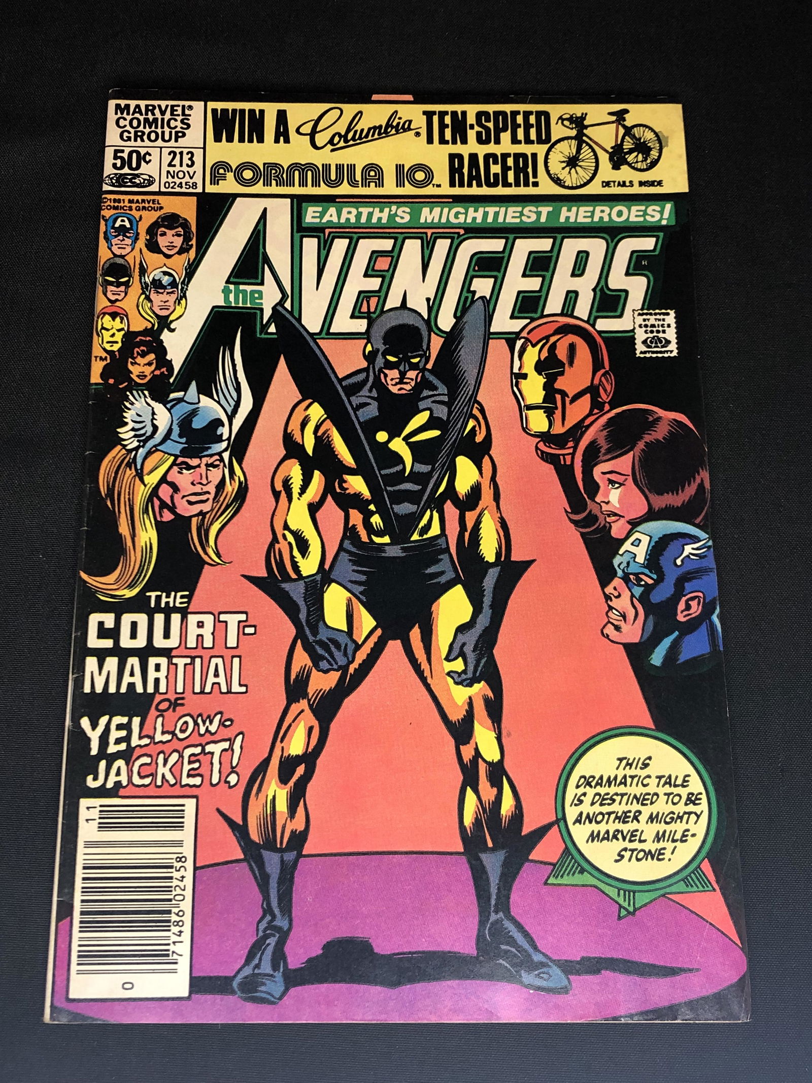 Bronze Age Marvel Avengers Comic Book (1 of 1)