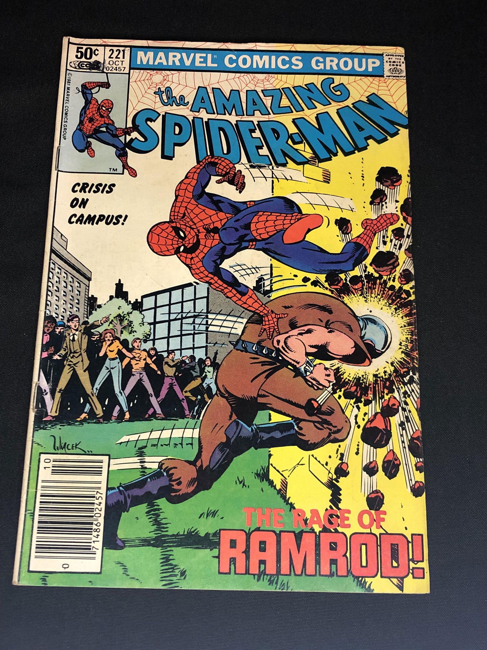 Bronze Age Marvel The Amazing Spider Man Comic Book (1 of 1)