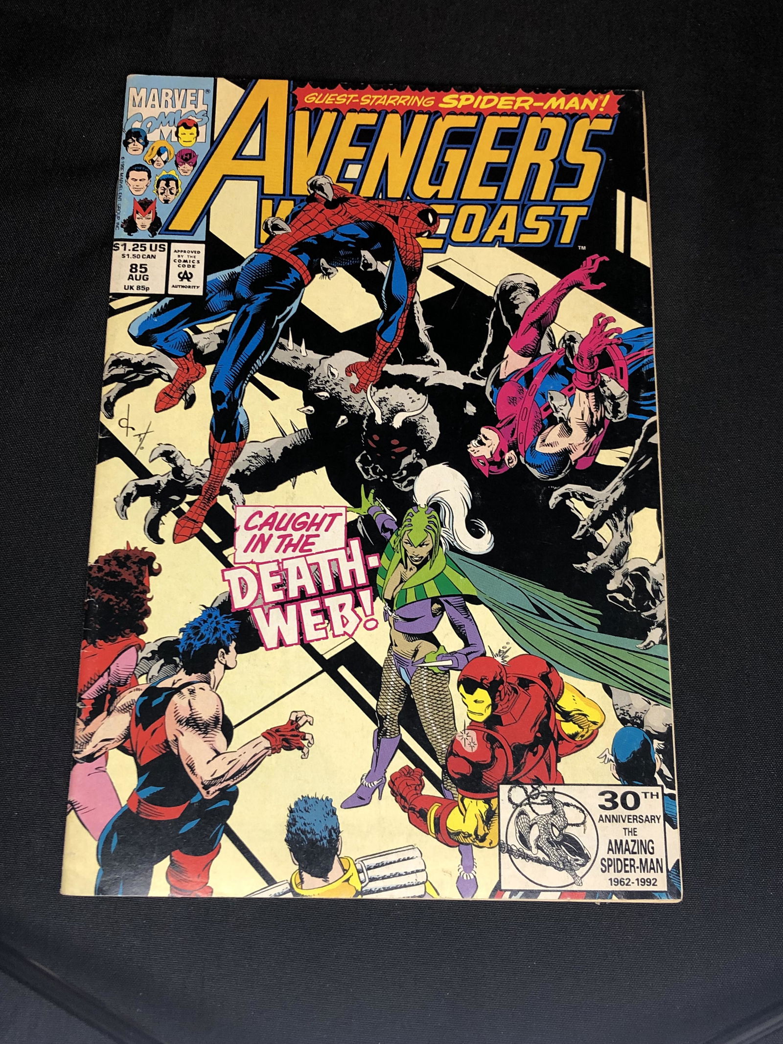 Bronze Age Marvel The Avengers Comic Book (1 of 1)
