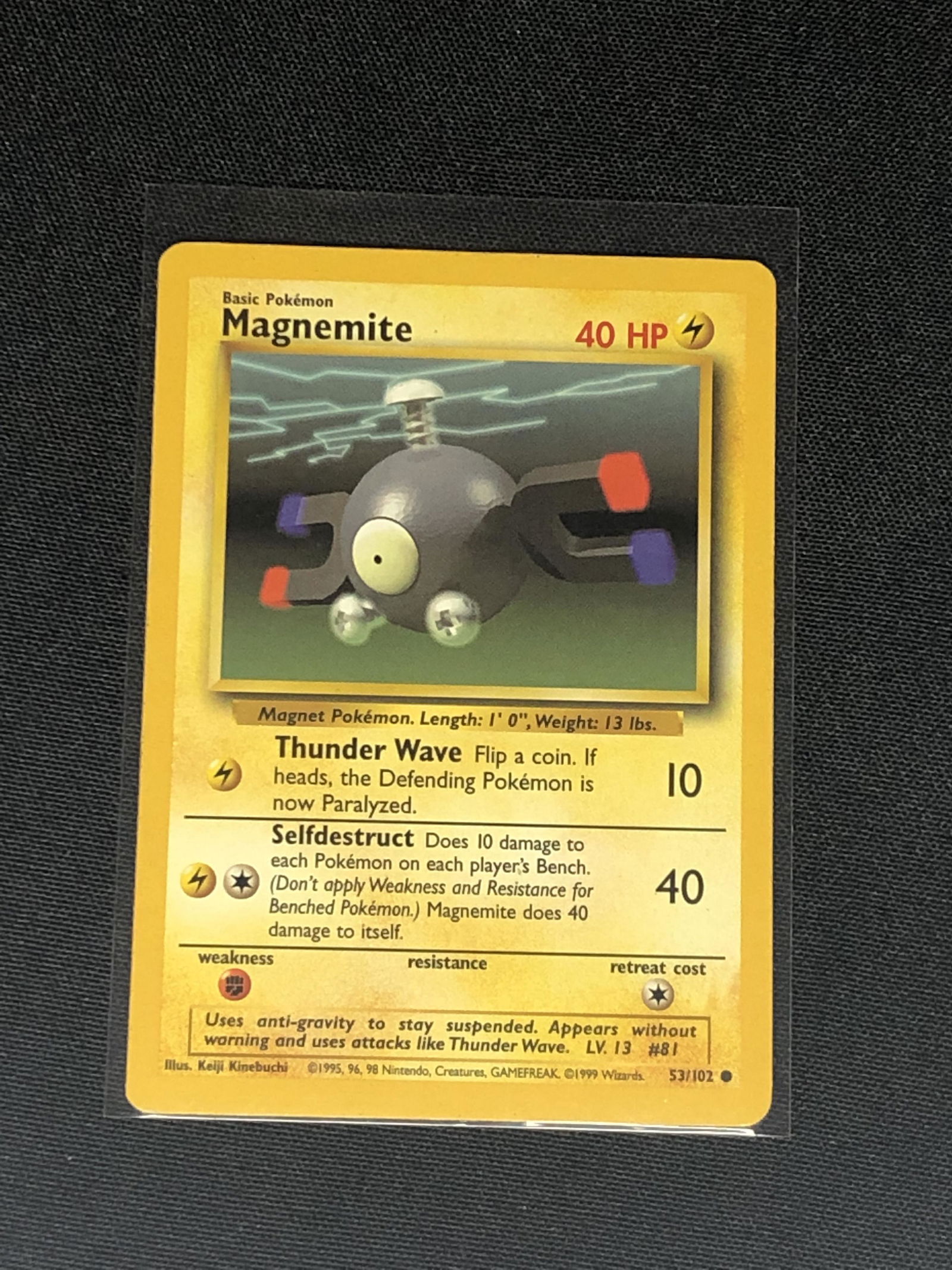 Vintage Base Set Magnemite Pokemon Card (1 of 1)
