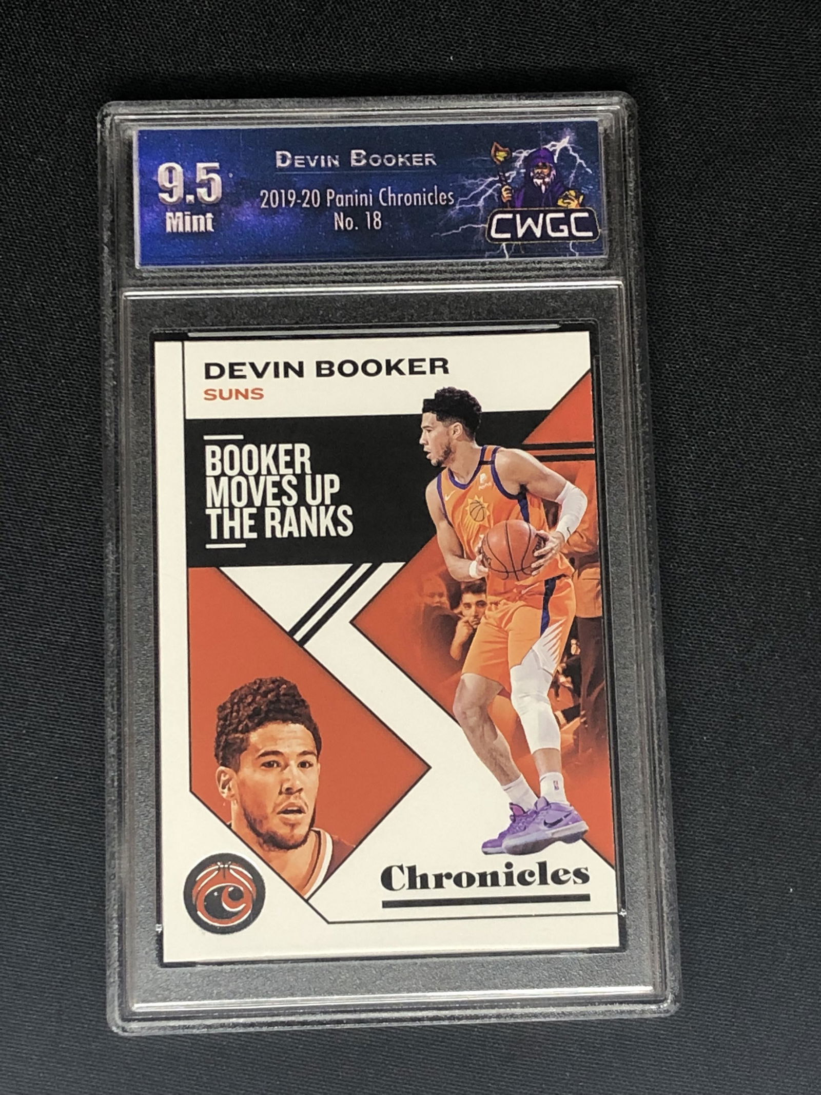 Devin Booker Panini Chronicles Graded CWGC 9.5 (1 of 1)