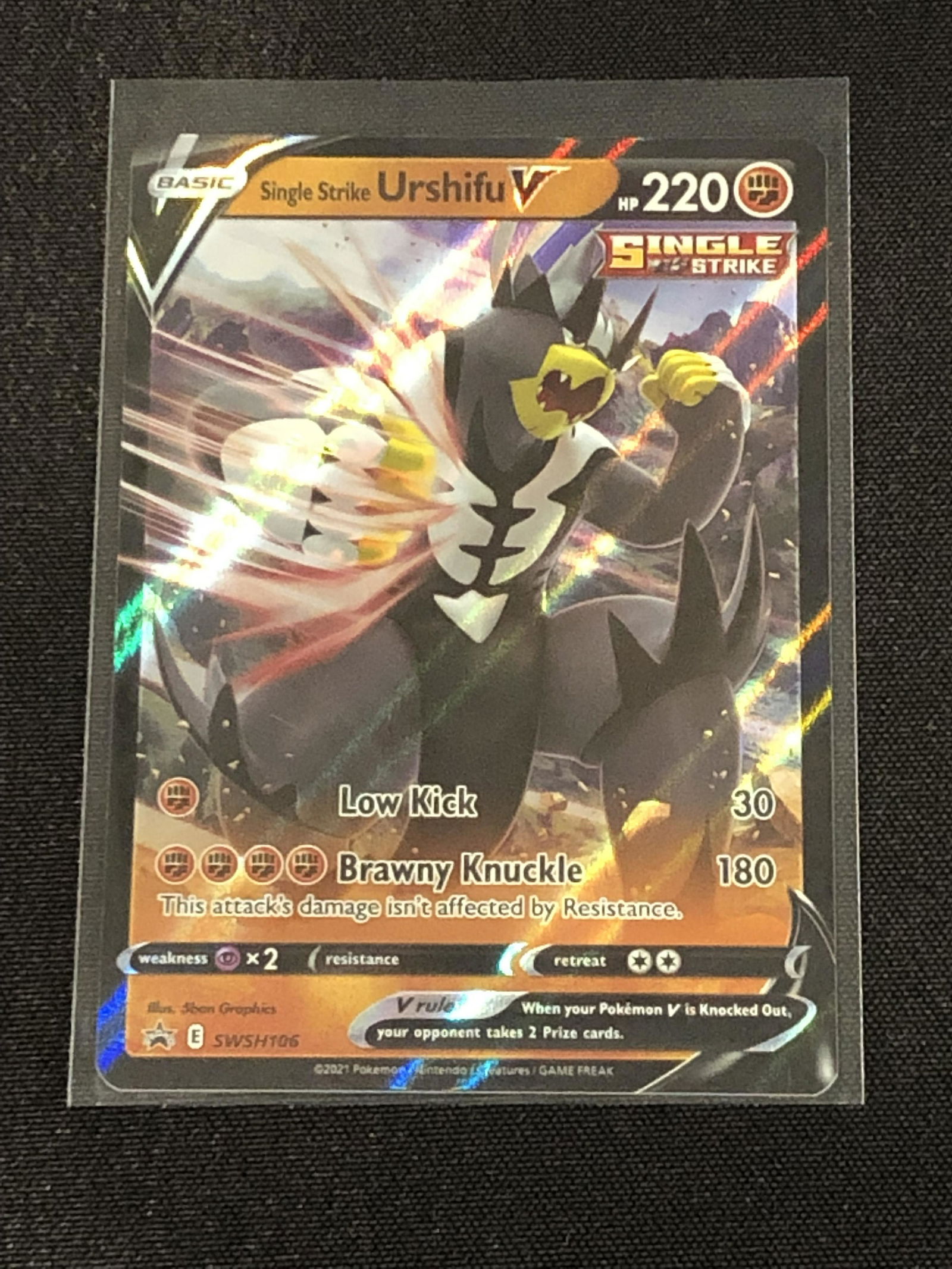 Single Strike Urshifu V Pokemon Card (1 of 1)