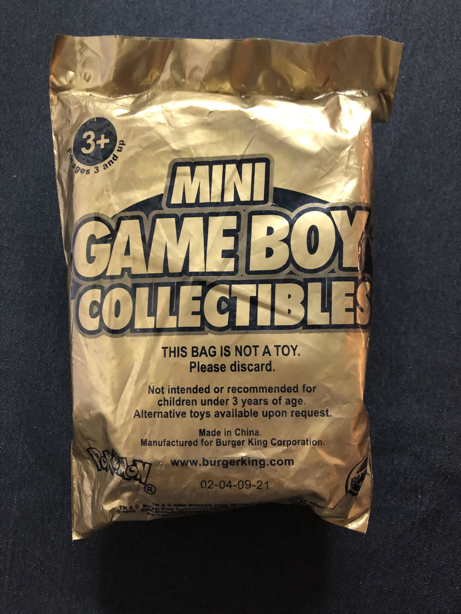 Mini Gameboy Collectible Pokemon Burger King Promo Toy: Mini Gameboy Collectible Pokemon Burger King Promo Toy