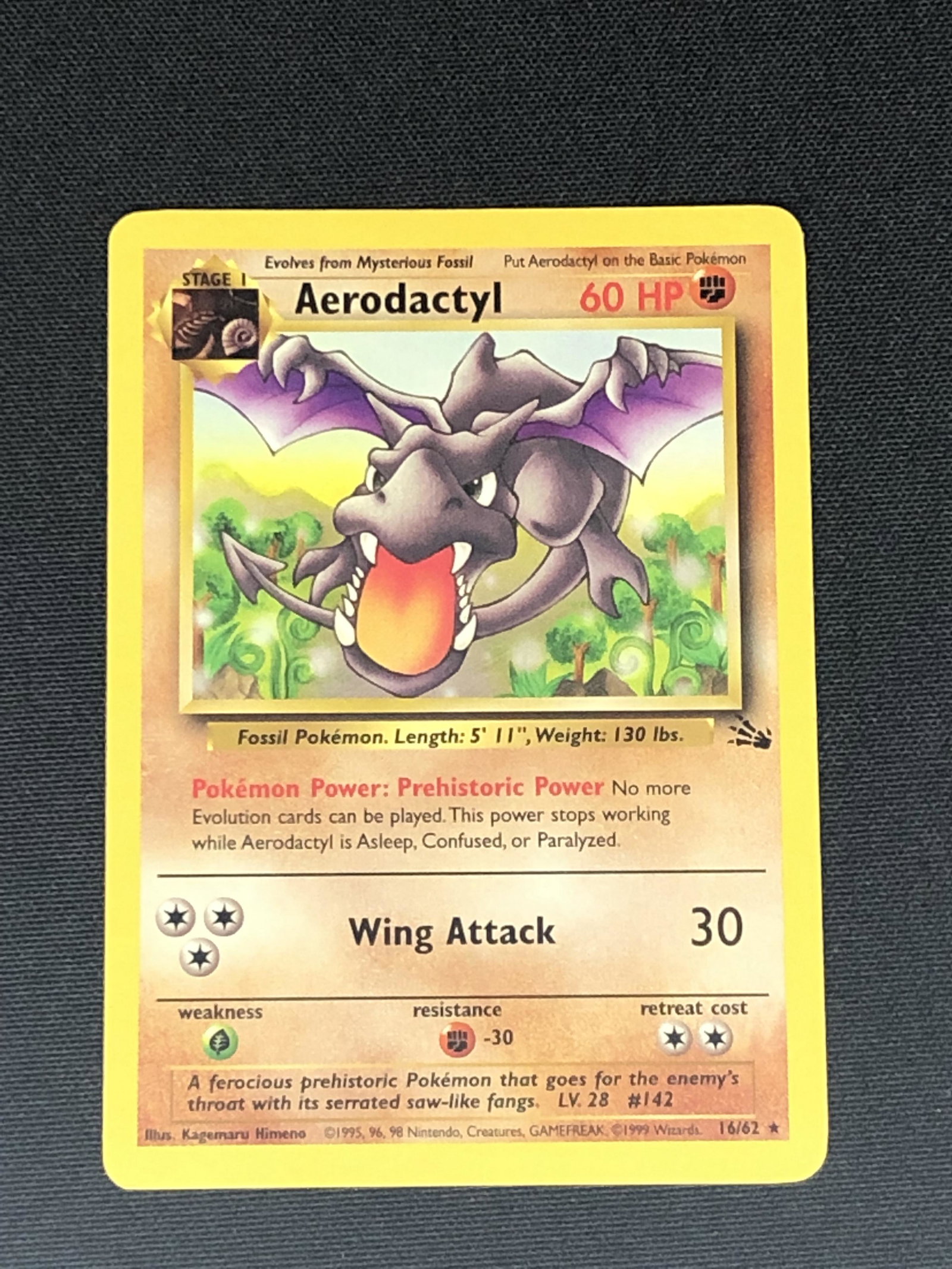 Vintage Fossil Set Aerodactyl Pokemon Card - Moderately to heavy played: Vintage Fossil Set Aerodactyl Pokemon Card - Moderately to heavy played