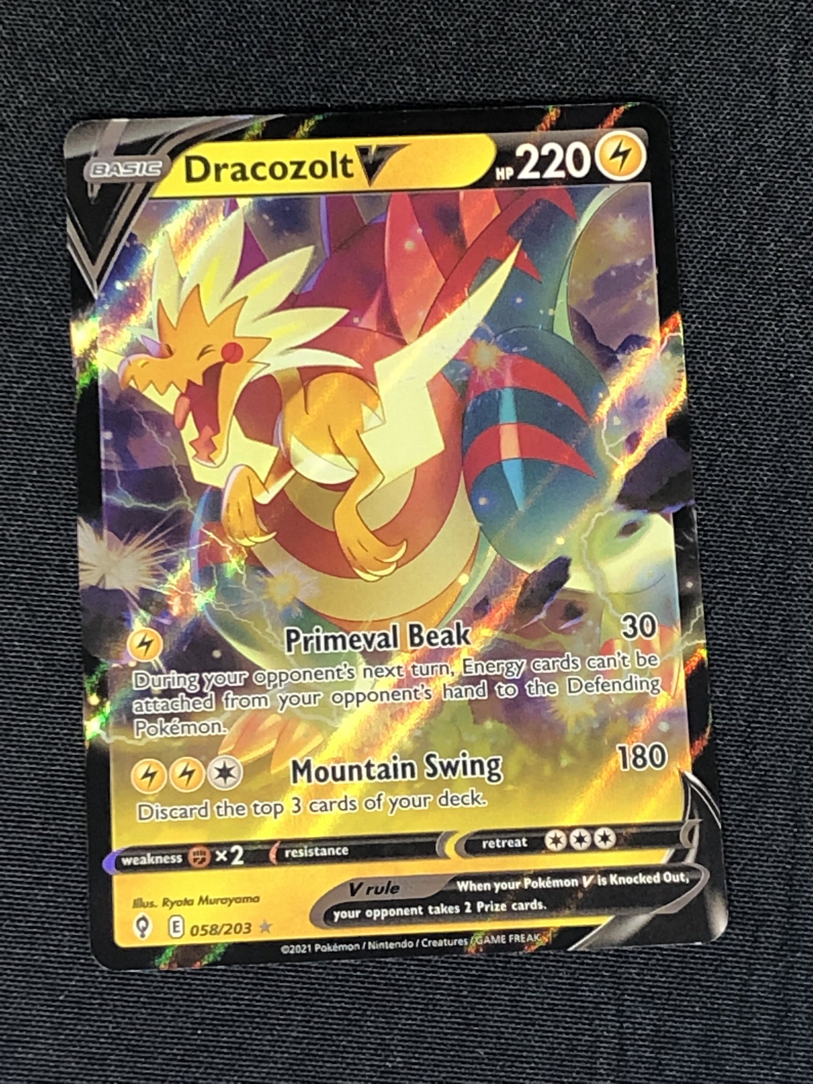 Dracozolt V Pokemon Card (1 of 1)