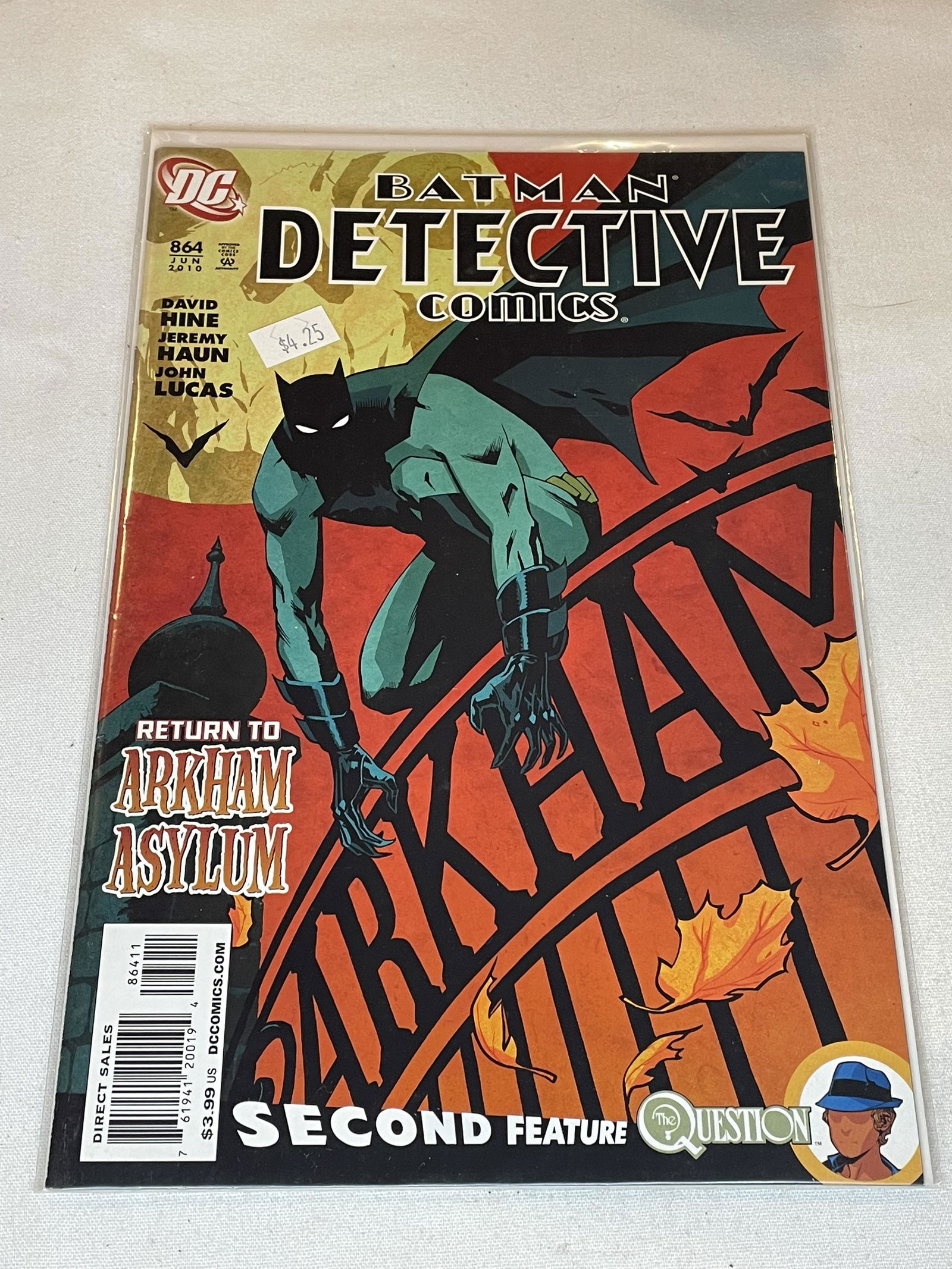 DC Detective Batman Comic Book (1 of 1)