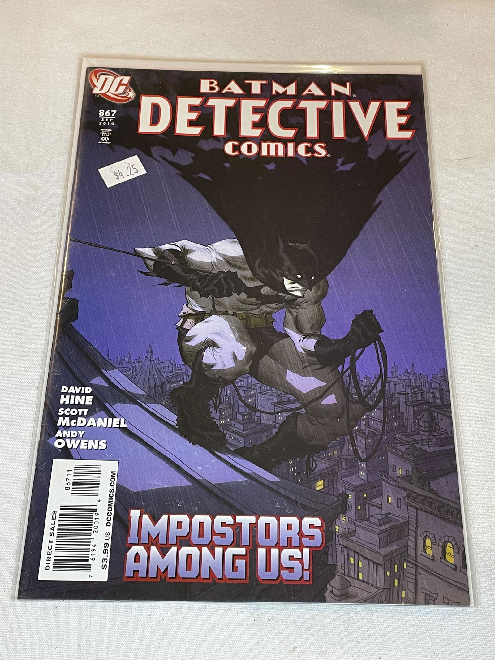DC Detective Batman Comic Book (1 of 1)