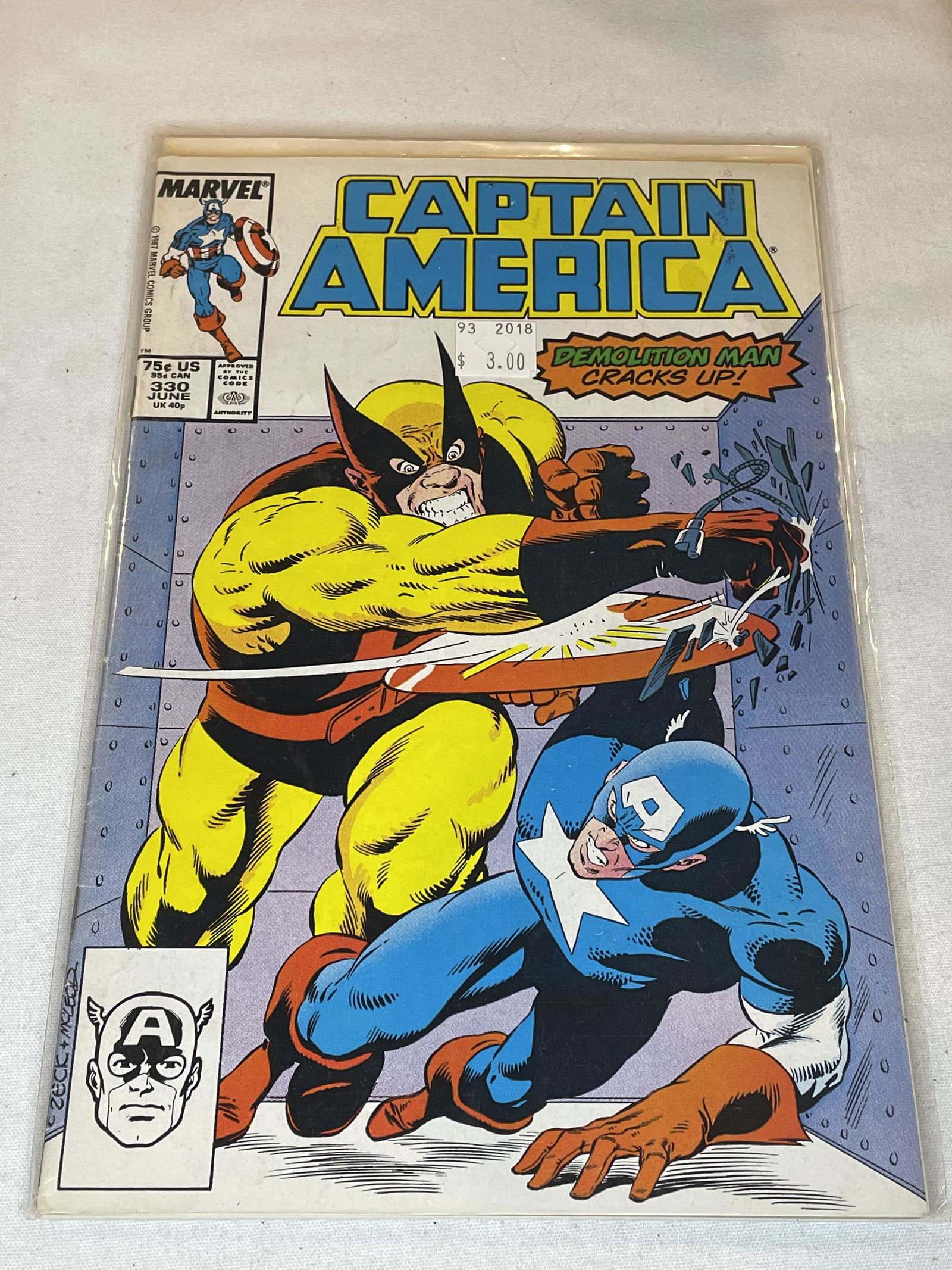 Marvel Captian America Comic Book (1 of 1)