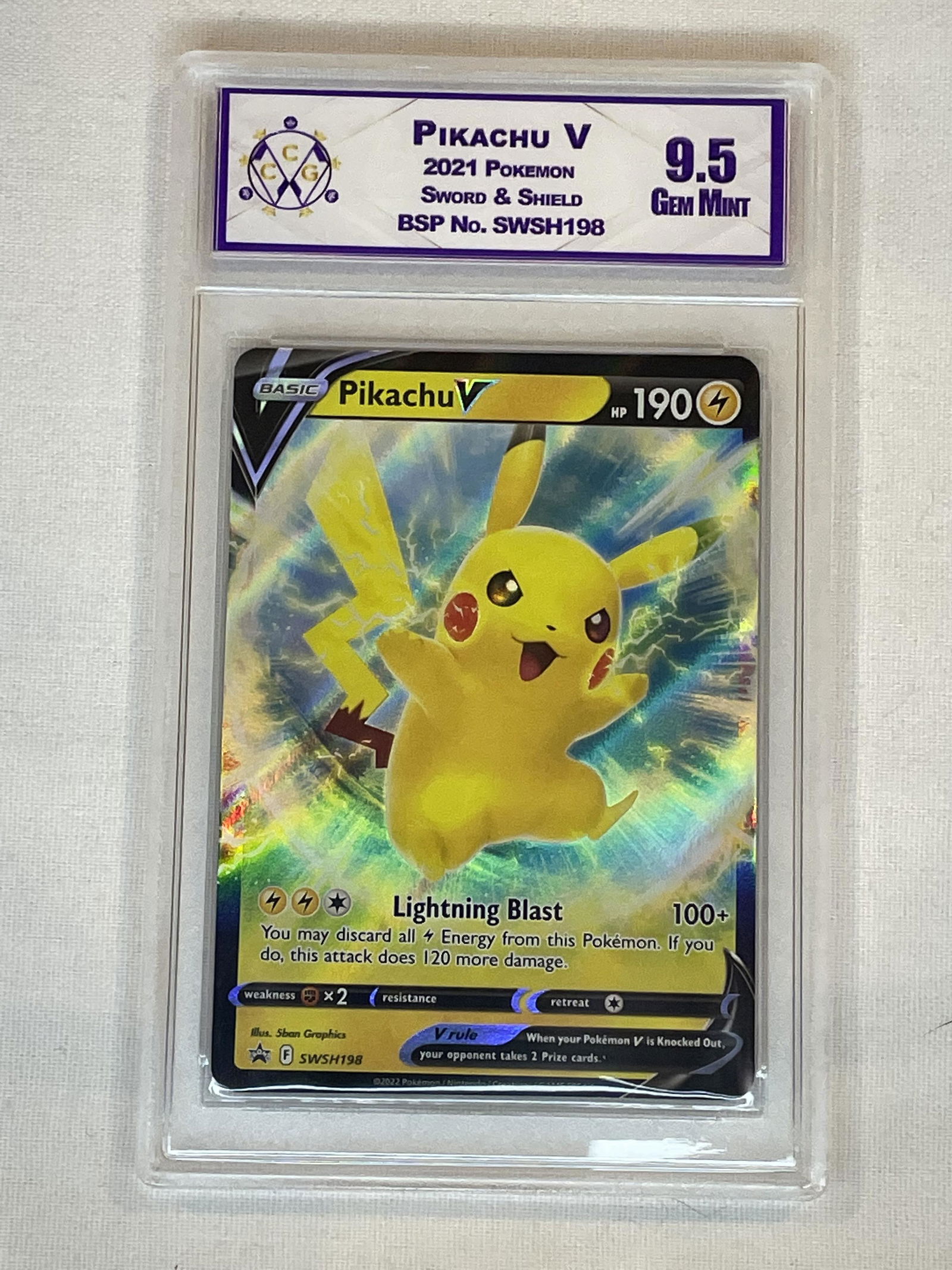 Pikachu V CCG Gradd 9.5 (1 of 1)
