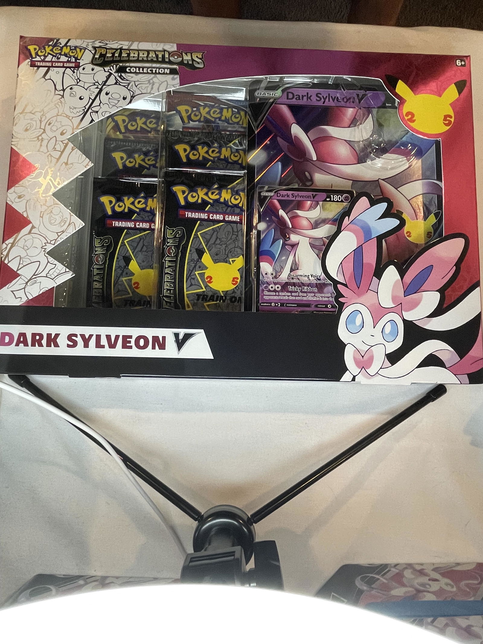 Dark Sylveon V Promo Box (1 of 1)