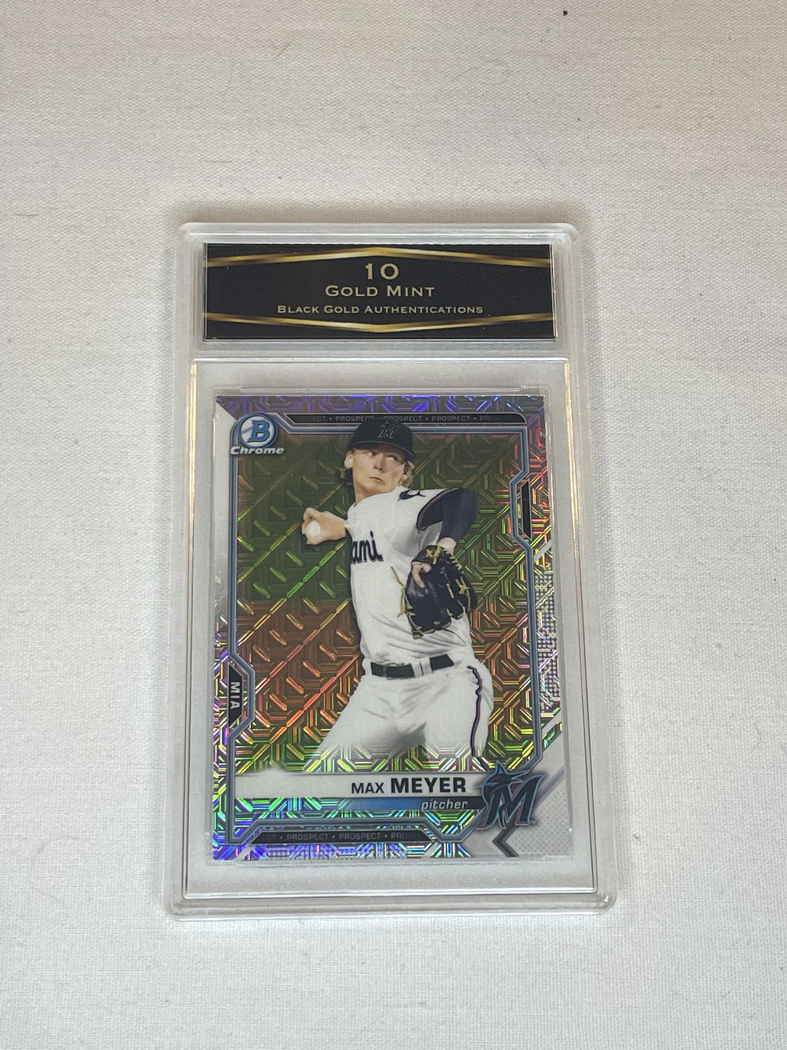 Max Meyer Bowman Chrome Mojo Refractor BGA 10 (1 of 1)