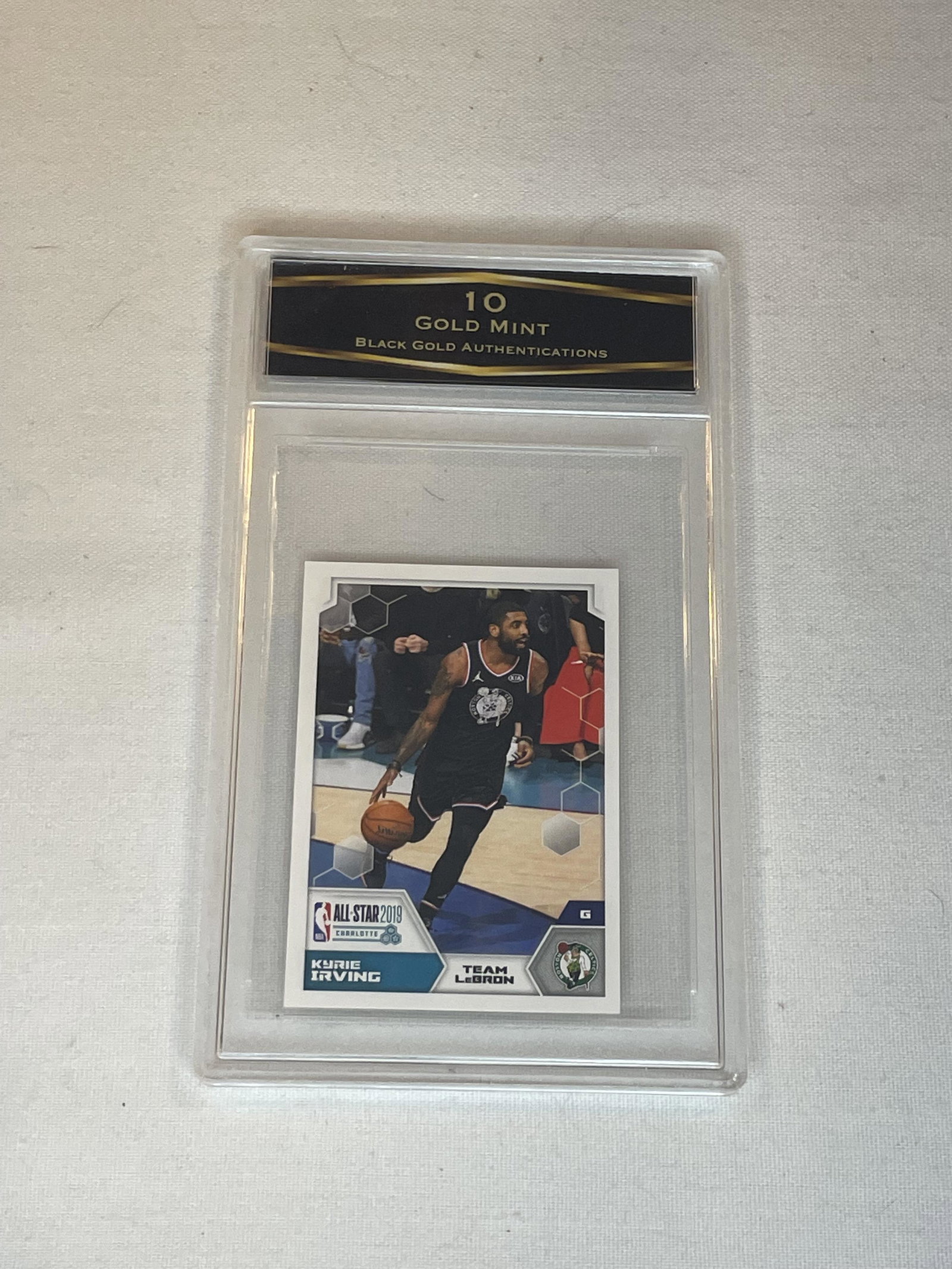 Kyrie Irving Panini Mini Sticker BGA 10: Kyrie Irving Panini Mini Sticker BGA 10