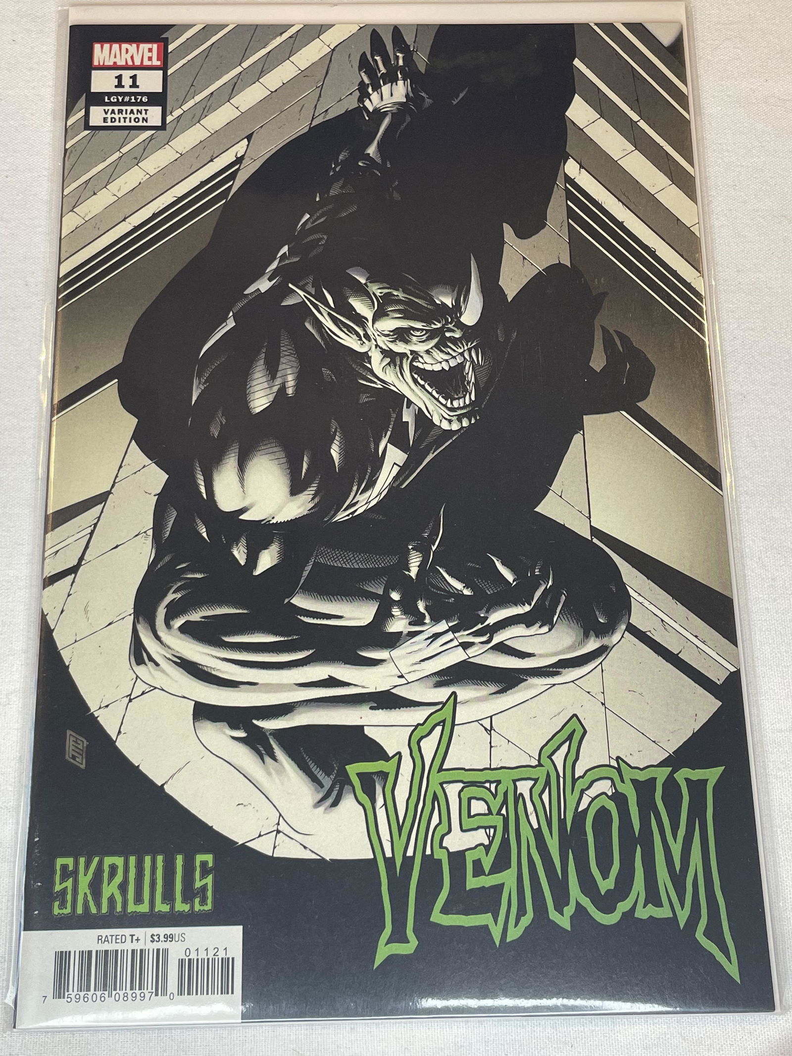 Marvel Venom Comic Book (1 of 1)