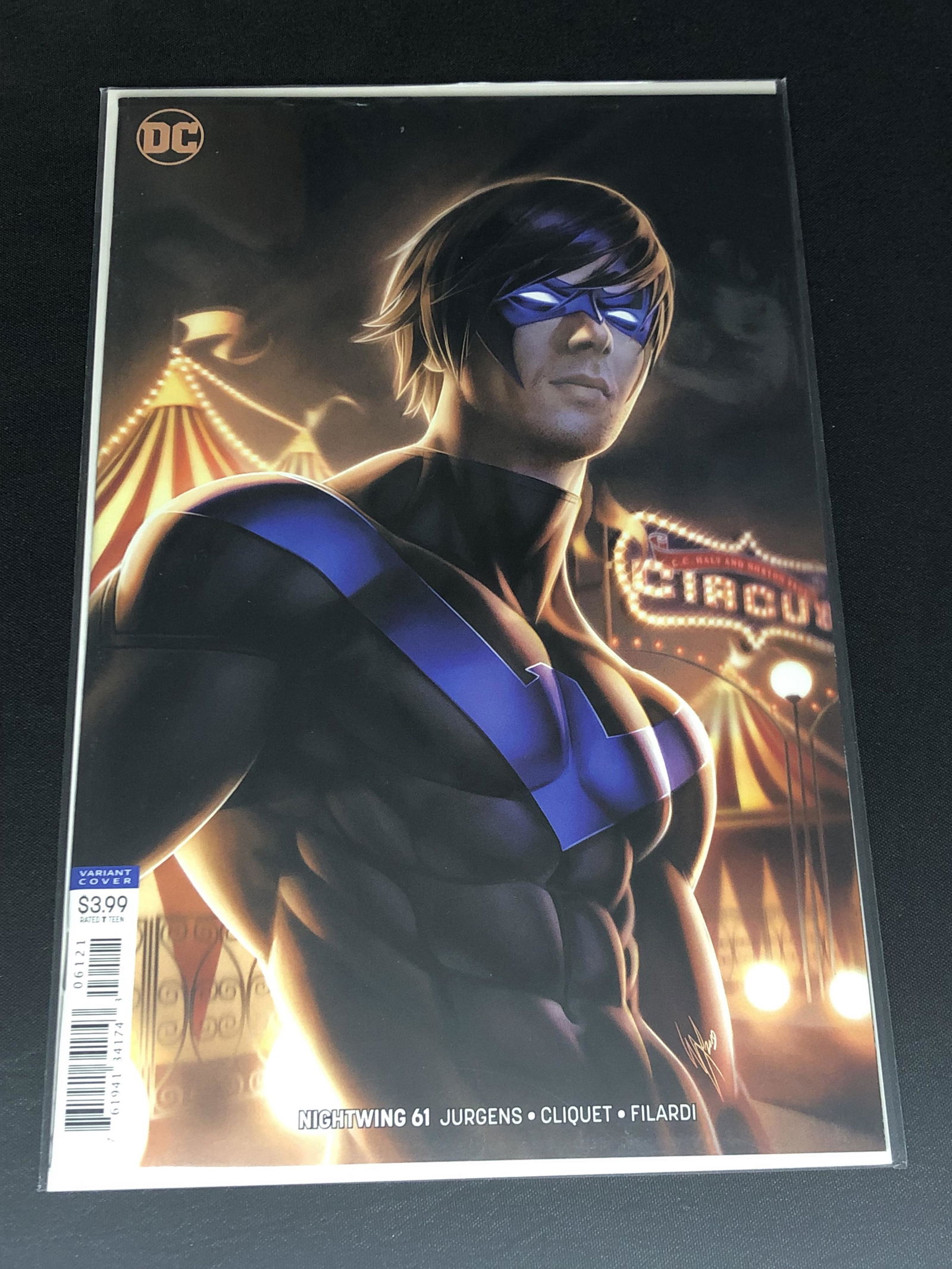 DC Nightwing Variant Cover Comic Book (1 of 1)