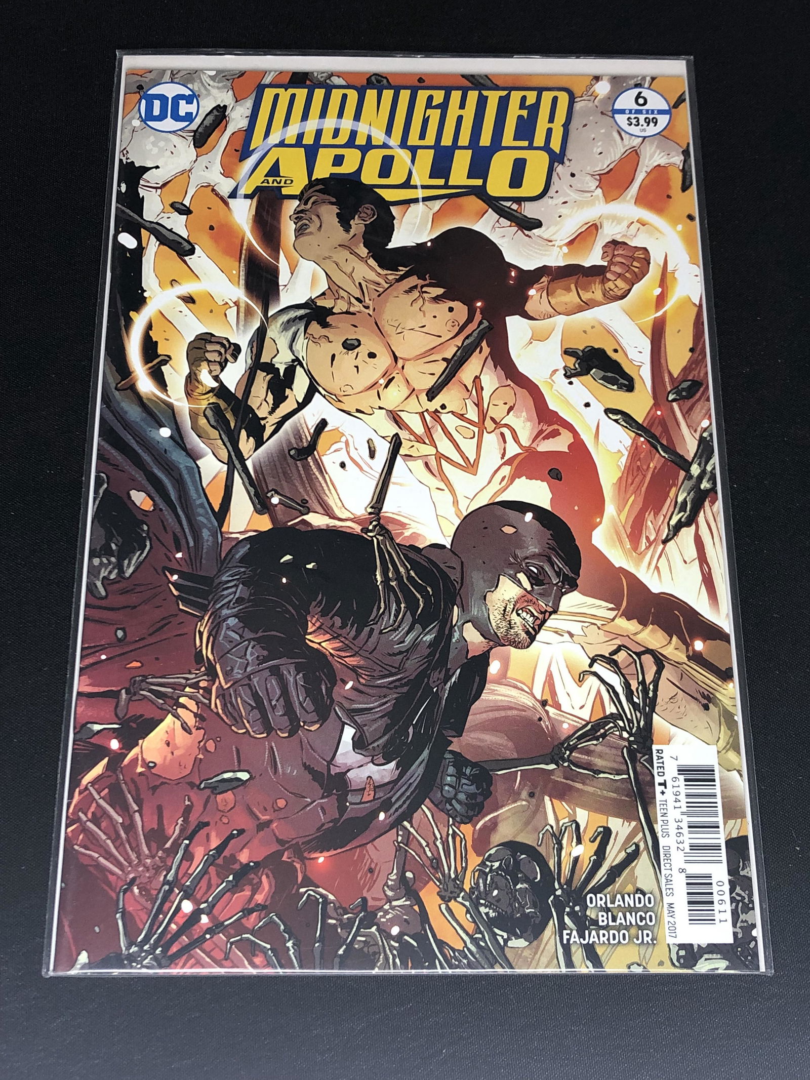 DC Midnighter and Apollo Comic Book: DC Midnighter and Apollo Comic Book
