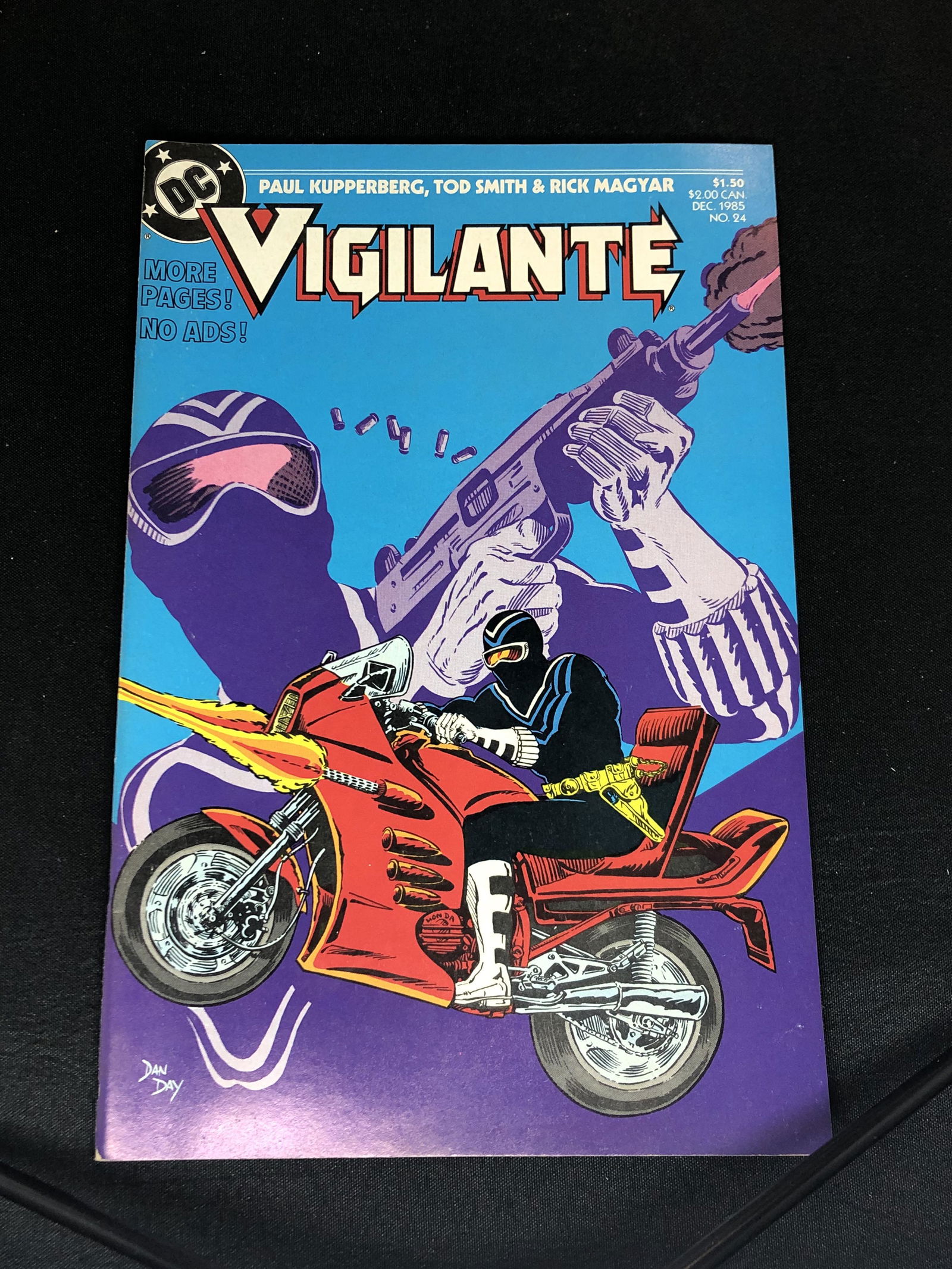 DC Vigilante Comic Book (1 of 1)