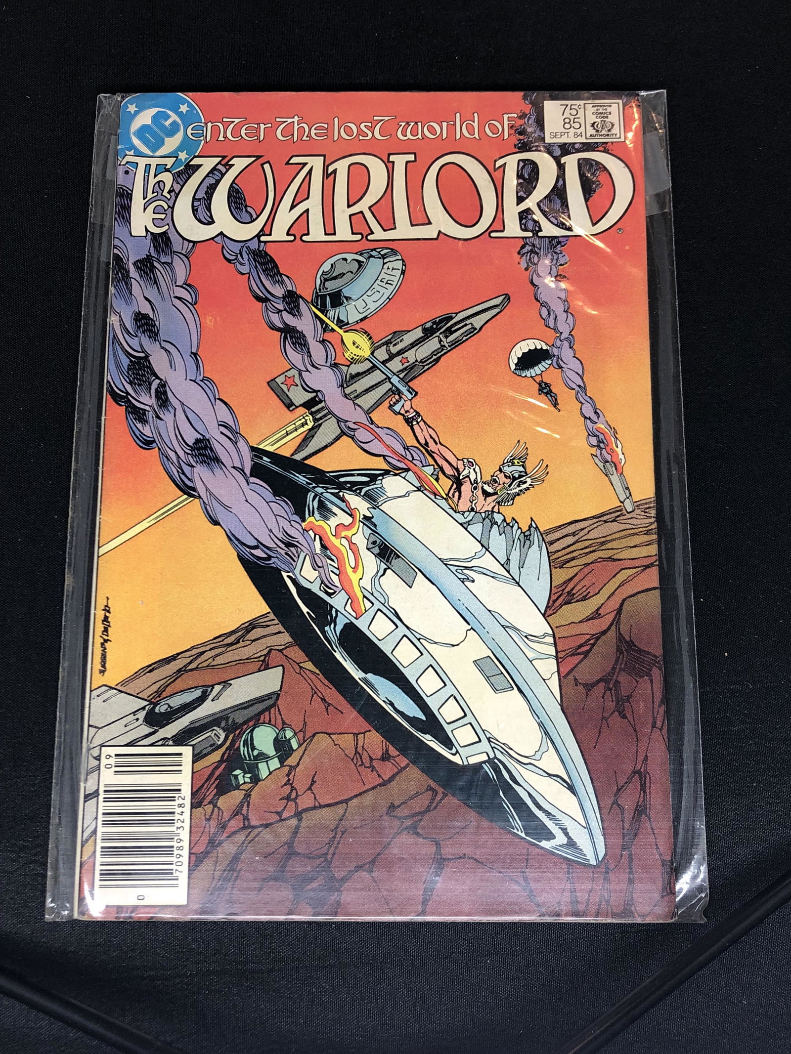DC Warlord Comic Book (1 of 1)
