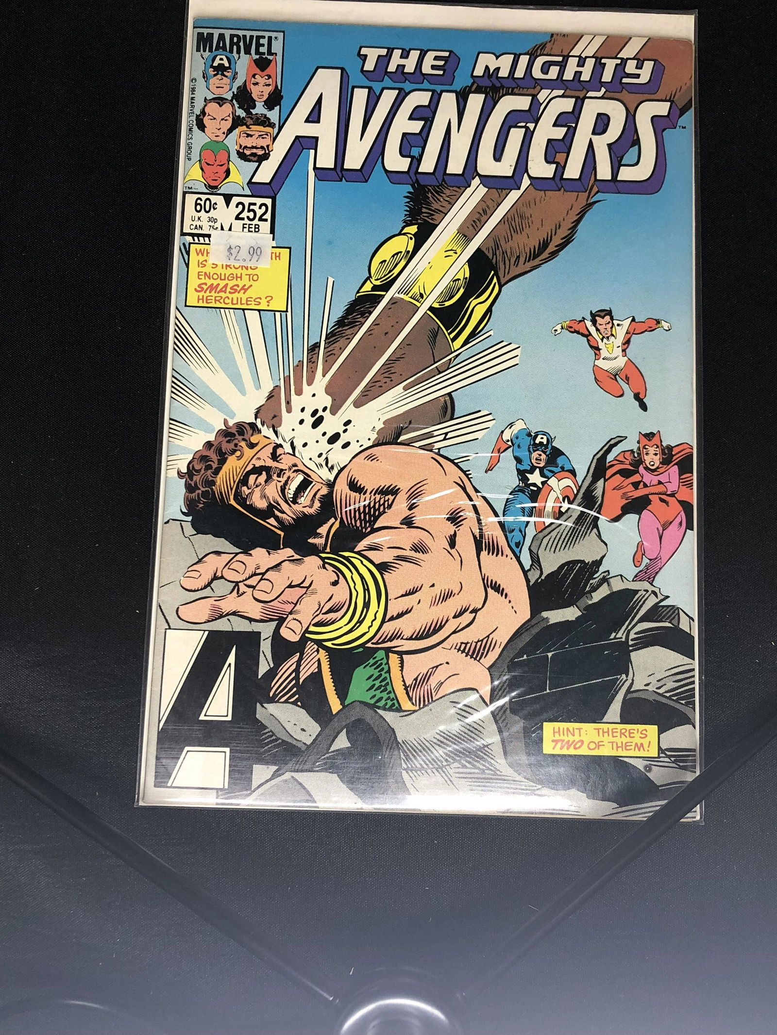 Marvel Avengers Comic Book (1 of 1)