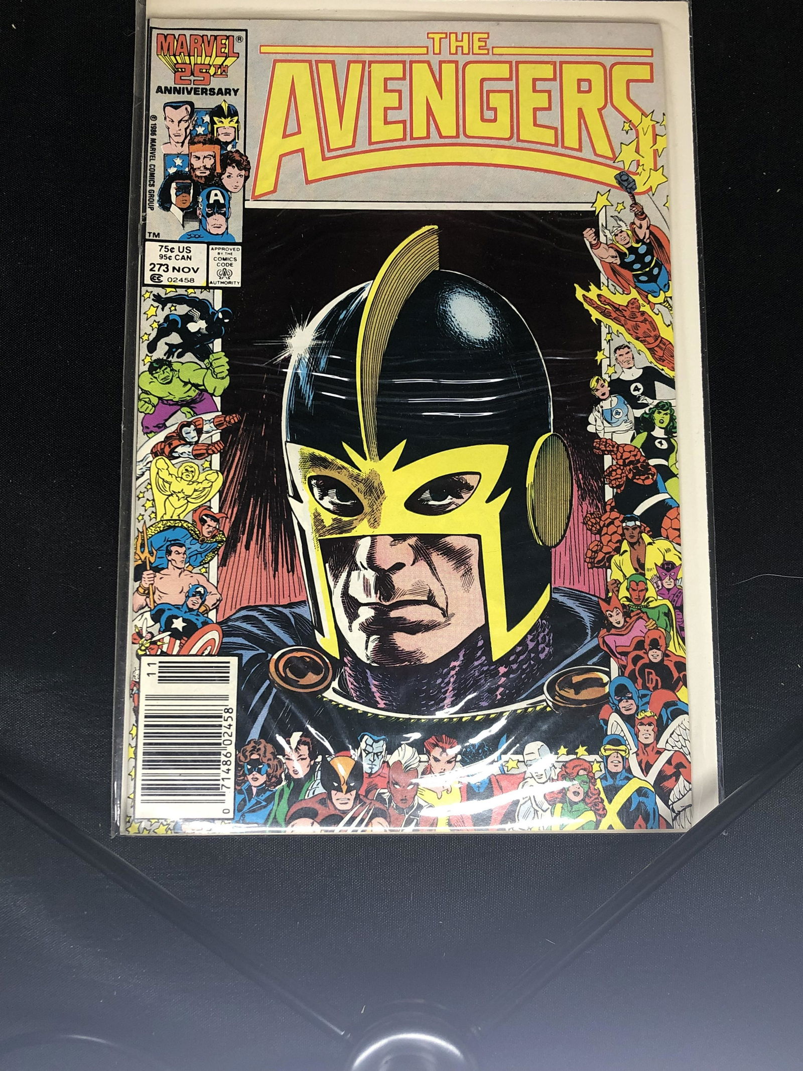Marvel Avengers Comic Book (1 of 1)