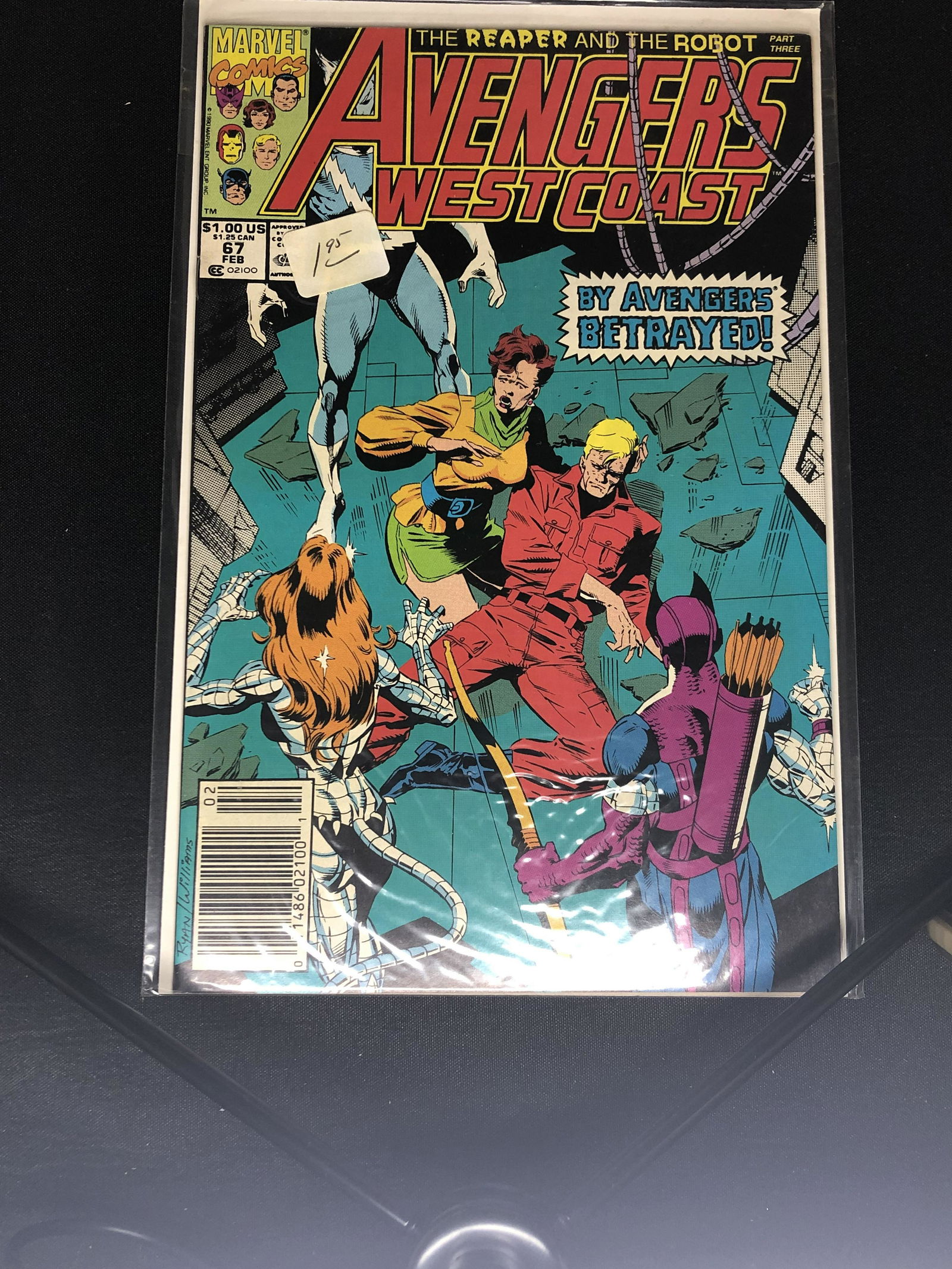 Marvel Avengers Comic Book (1 of 1)