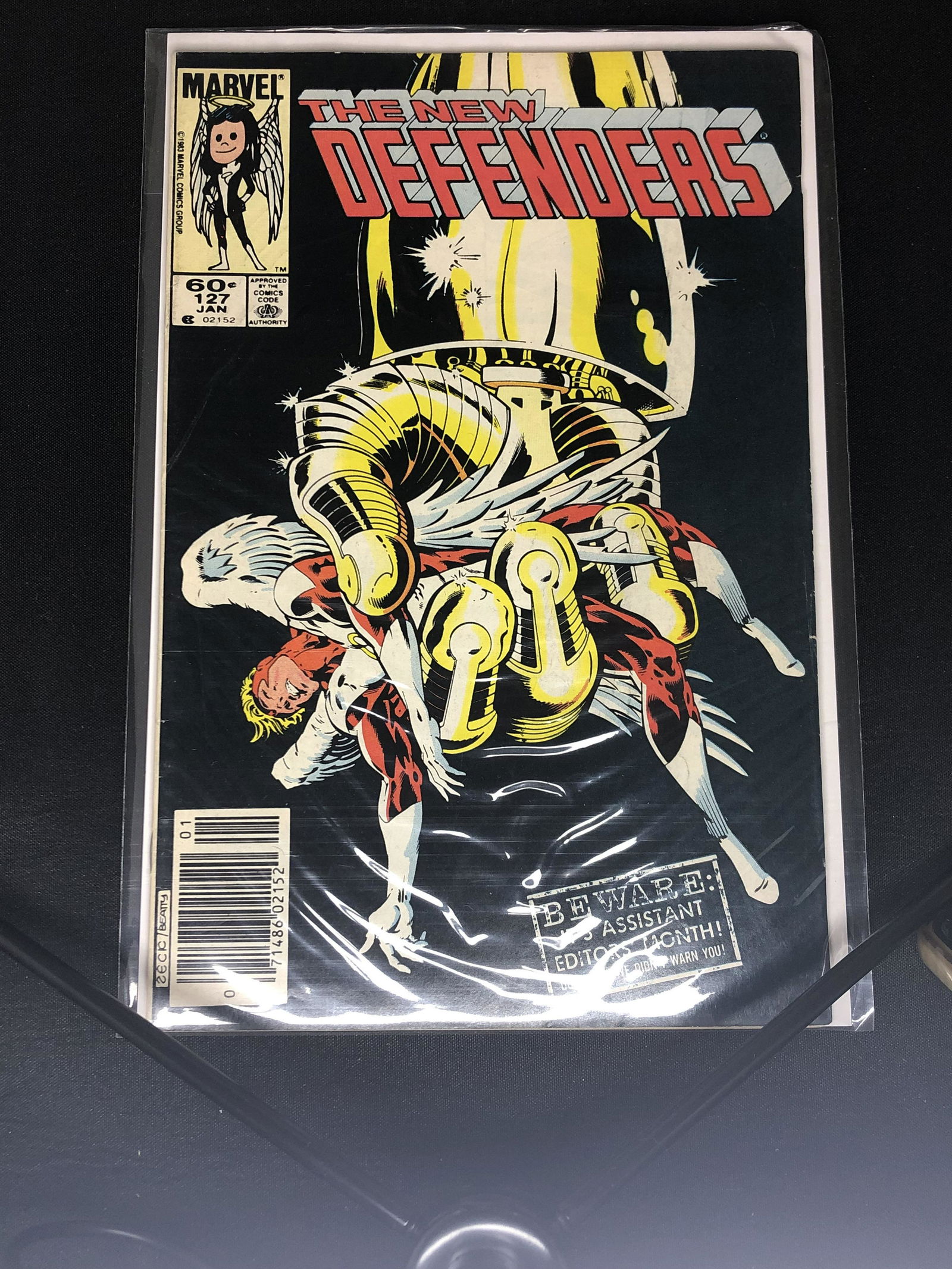 Marvel The New Defenders Comic Book (1 of 1)