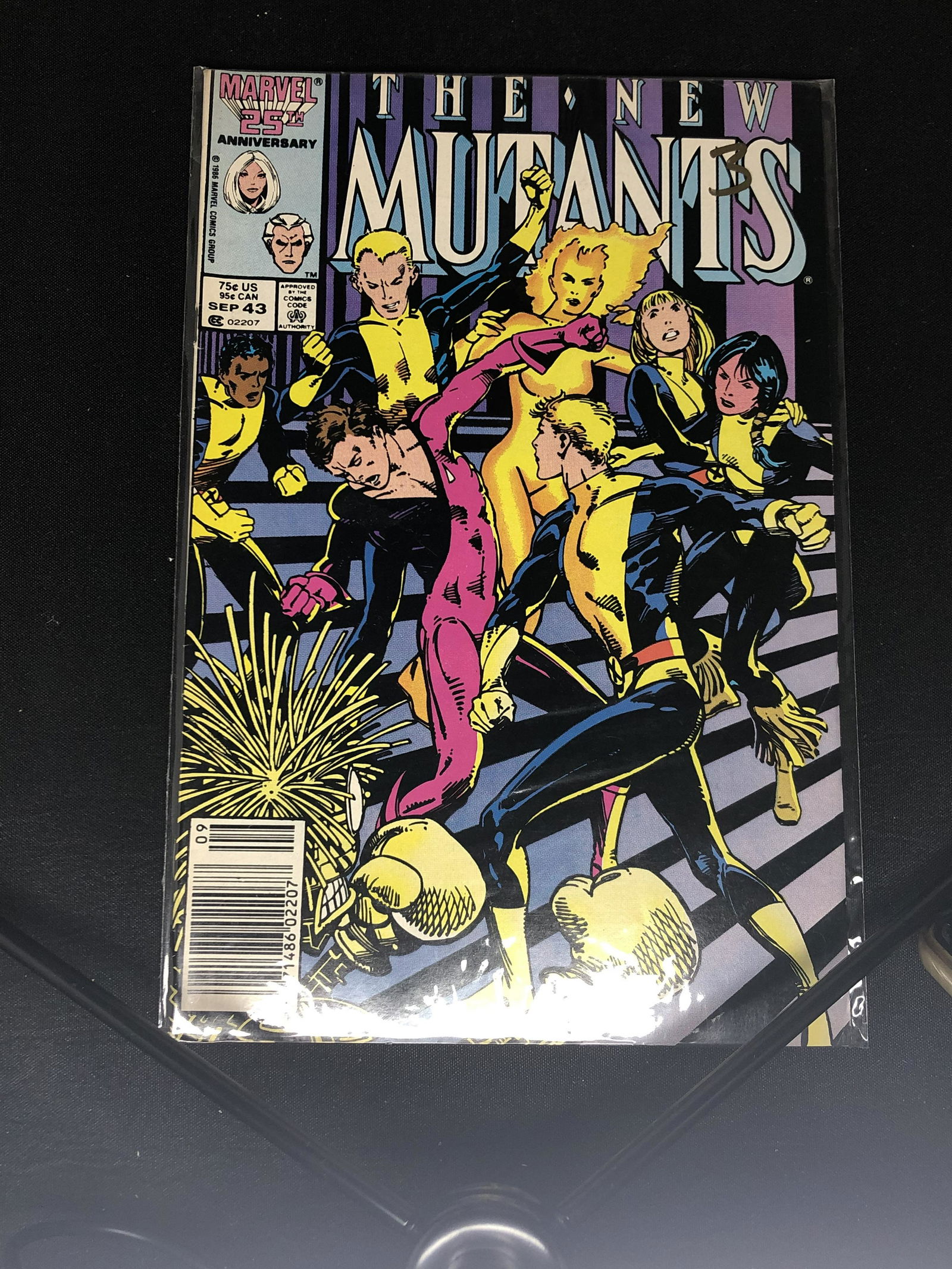 Marvel The New Mutants Comic Book (1 of 1)