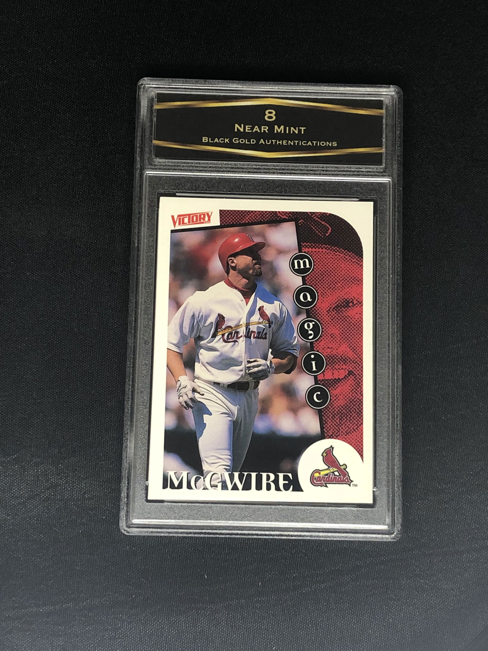 McGwire BGA 8 Sports Card (1 of 1)