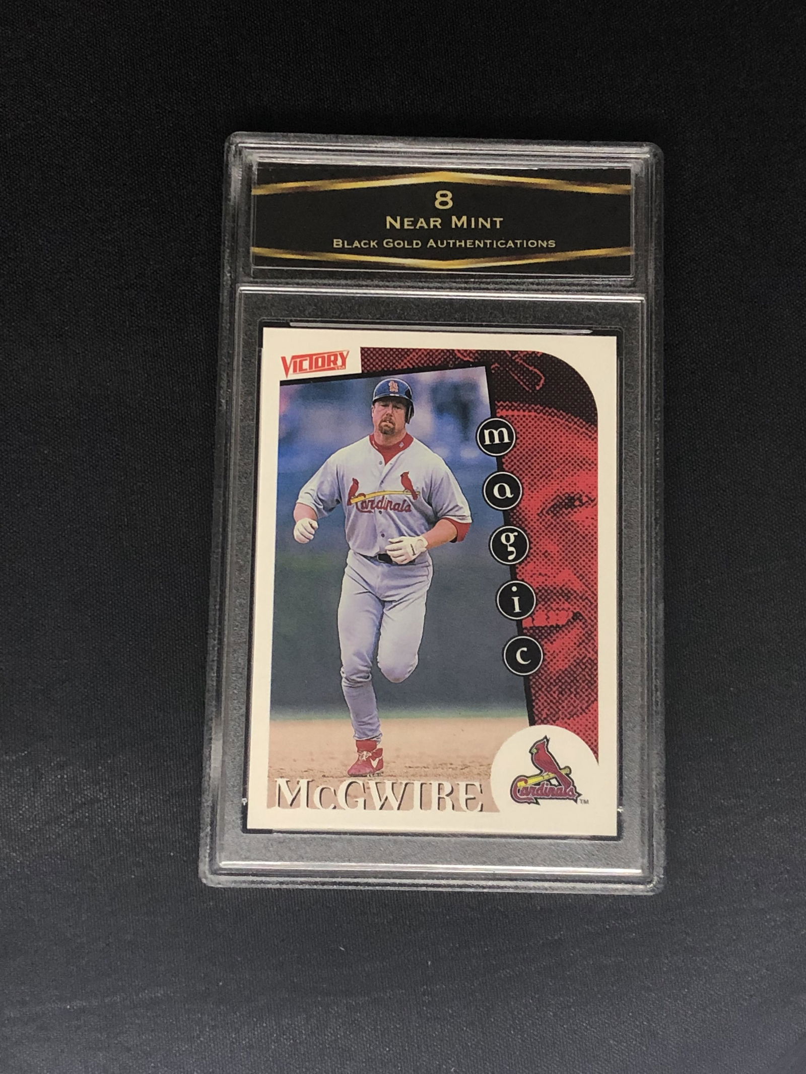 McGwire BGA 8 Sports Card (1 of 1)
